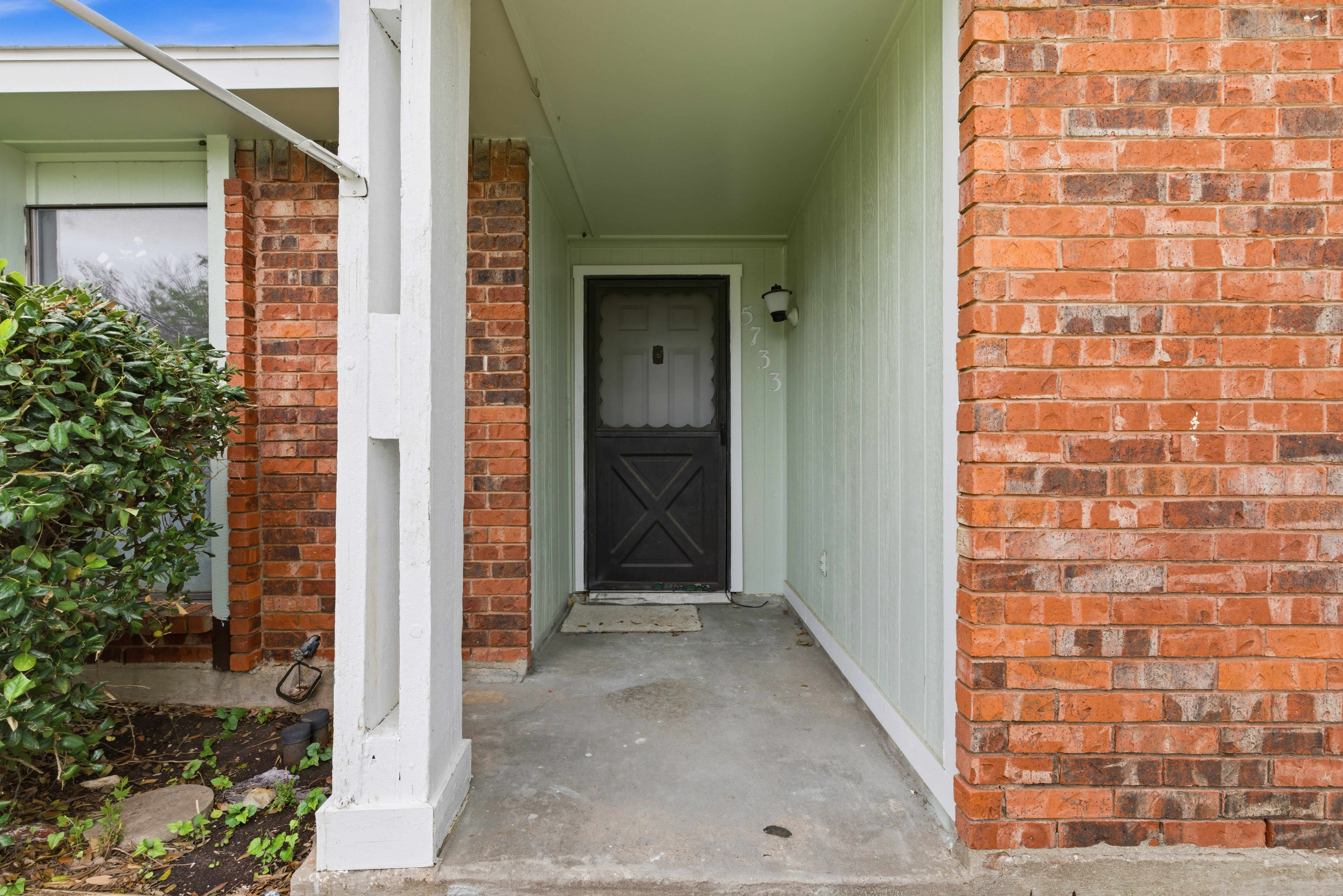 Fully Remodeled Turn-Key, Don