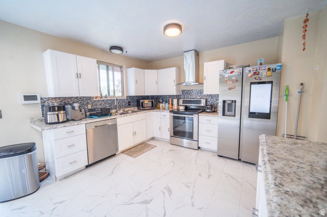 Sandy, Utah, 84093, United States, 4 Bedrooms Bedrooms, ,1 BathroomBathrooms,Residential,For Sale,2048186