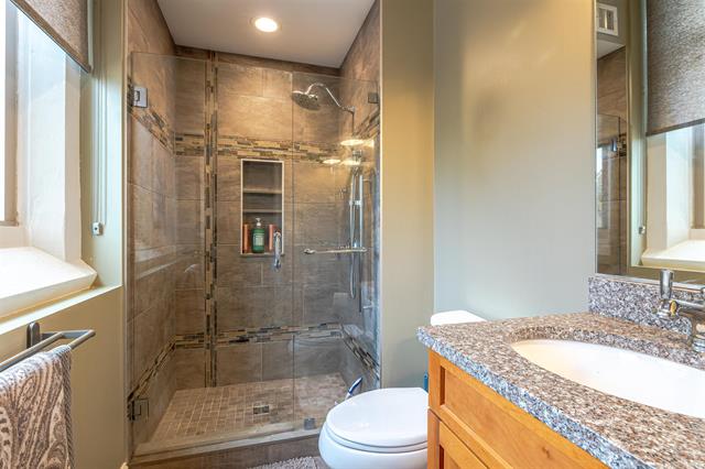 Concord, New Hampshire, 03301, United States, 3 Bedrooms Bedrooms, ,2 BathroomsBathrooms,Residential,For Sale,1986061