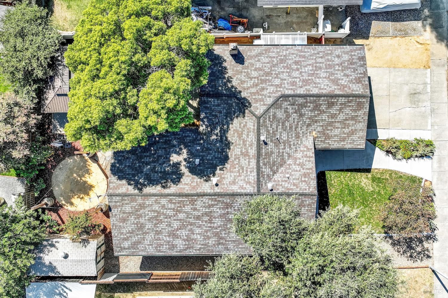 Vacaville, California, 95687, United States, 3 Bedrooms Bedrooms, ,2 BathroomsBathrooms,Residential,For Sale,1940371