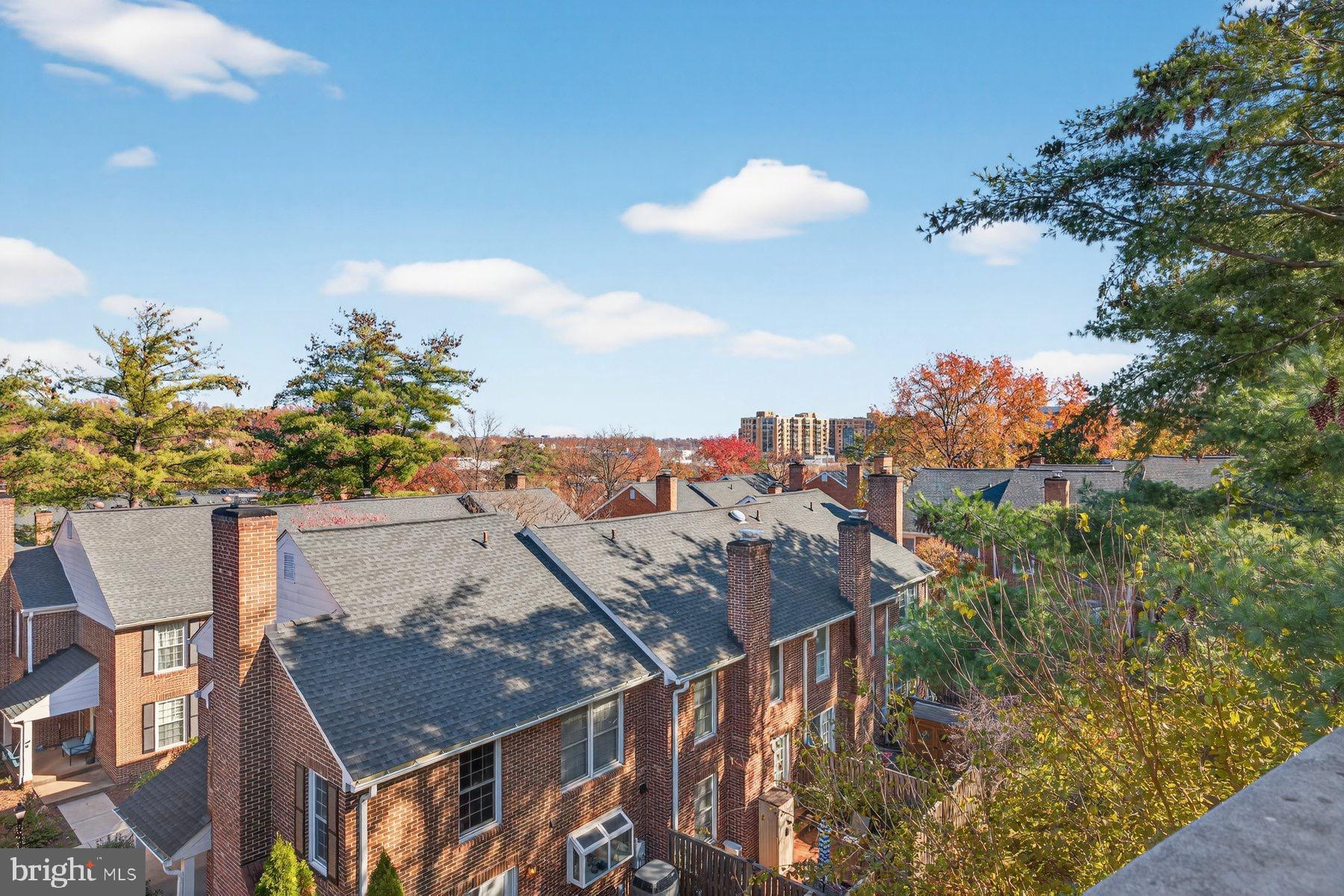 Arlington, Virginia, 22206, United States, ,Residential,For Sale,1992394