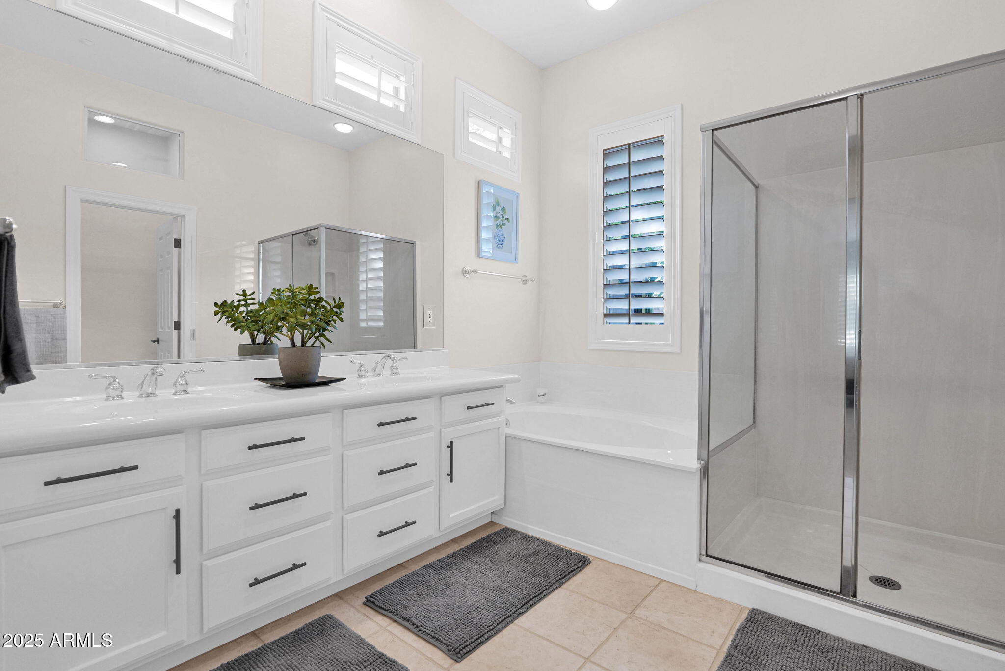 Scottsdale, Arizona, 85266, United States, 2 Bedrooms Bedrooms, ,2 BathroomsBathrooms,Residential,For Sale,1987533