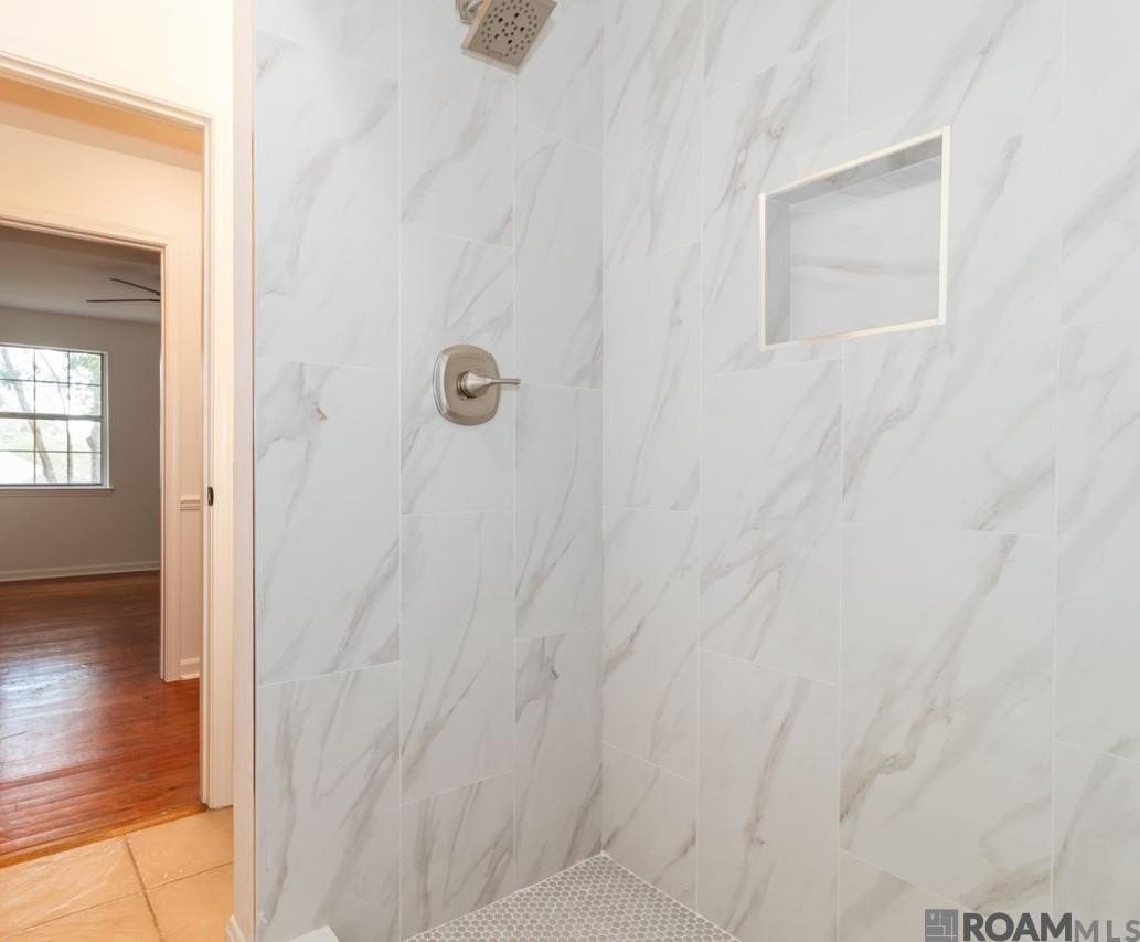 Baton Rouge, Louisiana, 70817, United States, 5 Bedrooms Bedrooms, ,4 BathroomsBathrooms,Residential,For Sale,1984389