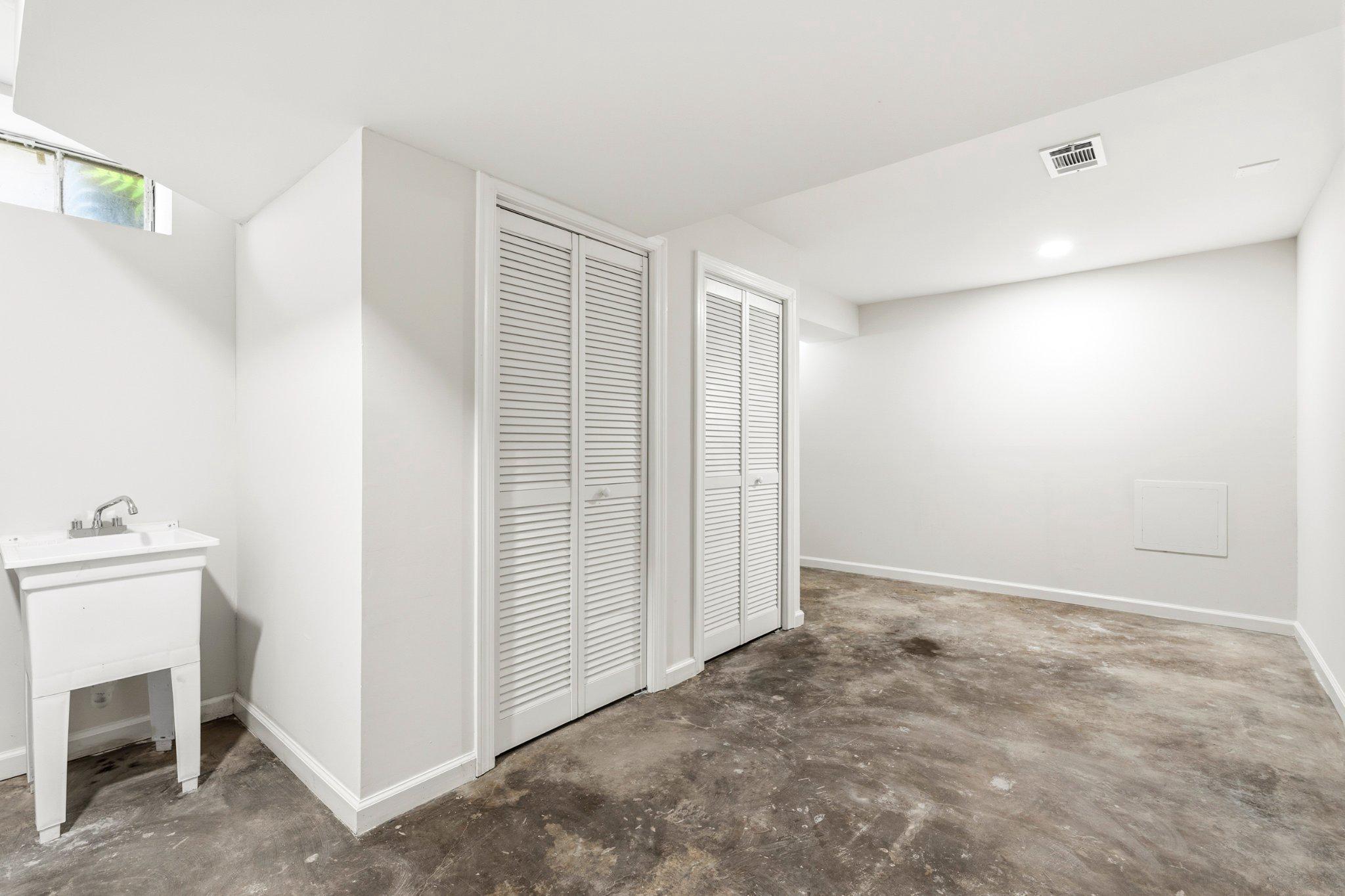 Washington, District of Columbia, 20019, United States, 3 Bedrooms Bedrooms, ,2 BathroomsBathrooms,Residential,For Sale,2048165