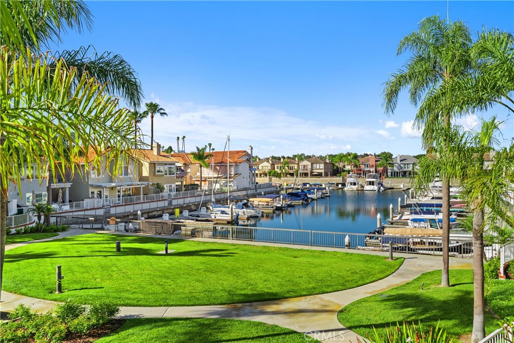 Long Beach, California, 90803, United States, 3 Bedrooms Bedrooms, ,3 BathroomsBathrooms,Residential,For Sale,1989113