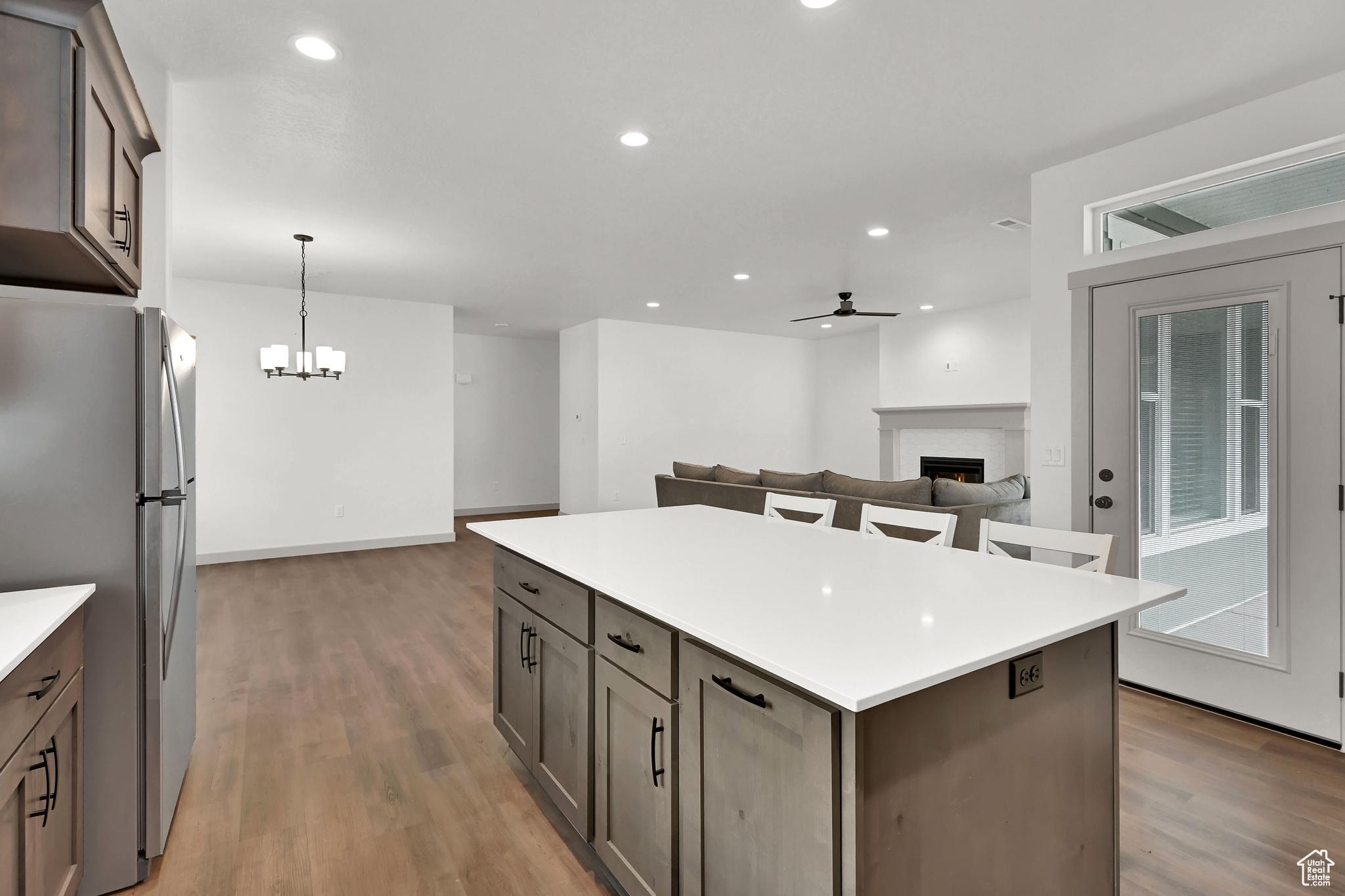 West Haven, Utah, 84401, United States, 3 Bedrooms Bedrooms, ,2 BathroomsBathrooms,Residential,For Sale,1925737