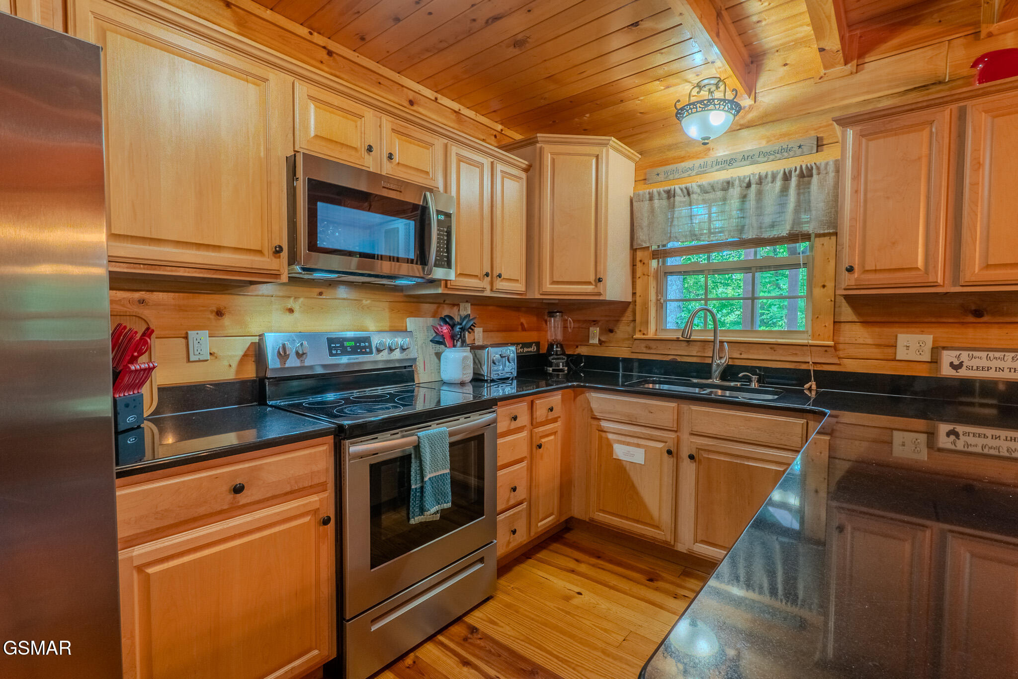 Gatlinburg, Tennessee, 37738, United States, 5 Bedrooms Bedrooms, ,4 BathroomsBathrooms,Residential,For Sale,1835099