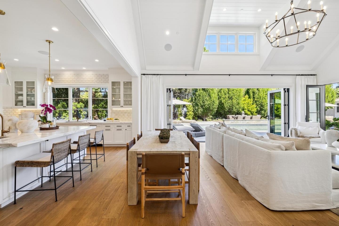 Atherton, California, 94027, United States, 8 Bedrooms Bedrooms, ,11 BathroomsBathrooms,Residential,For Sale,1942052