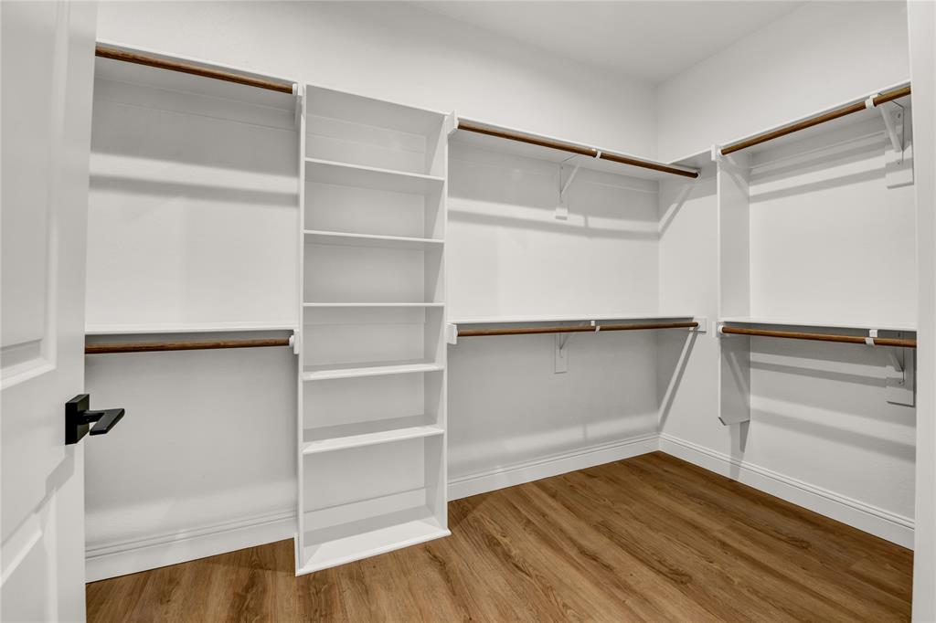 Millsap, Texas, 76066, United States, 4 Bedrooms Bedrooms, ,3 BathroomsBathrooms,Residential,For Sale,1980823