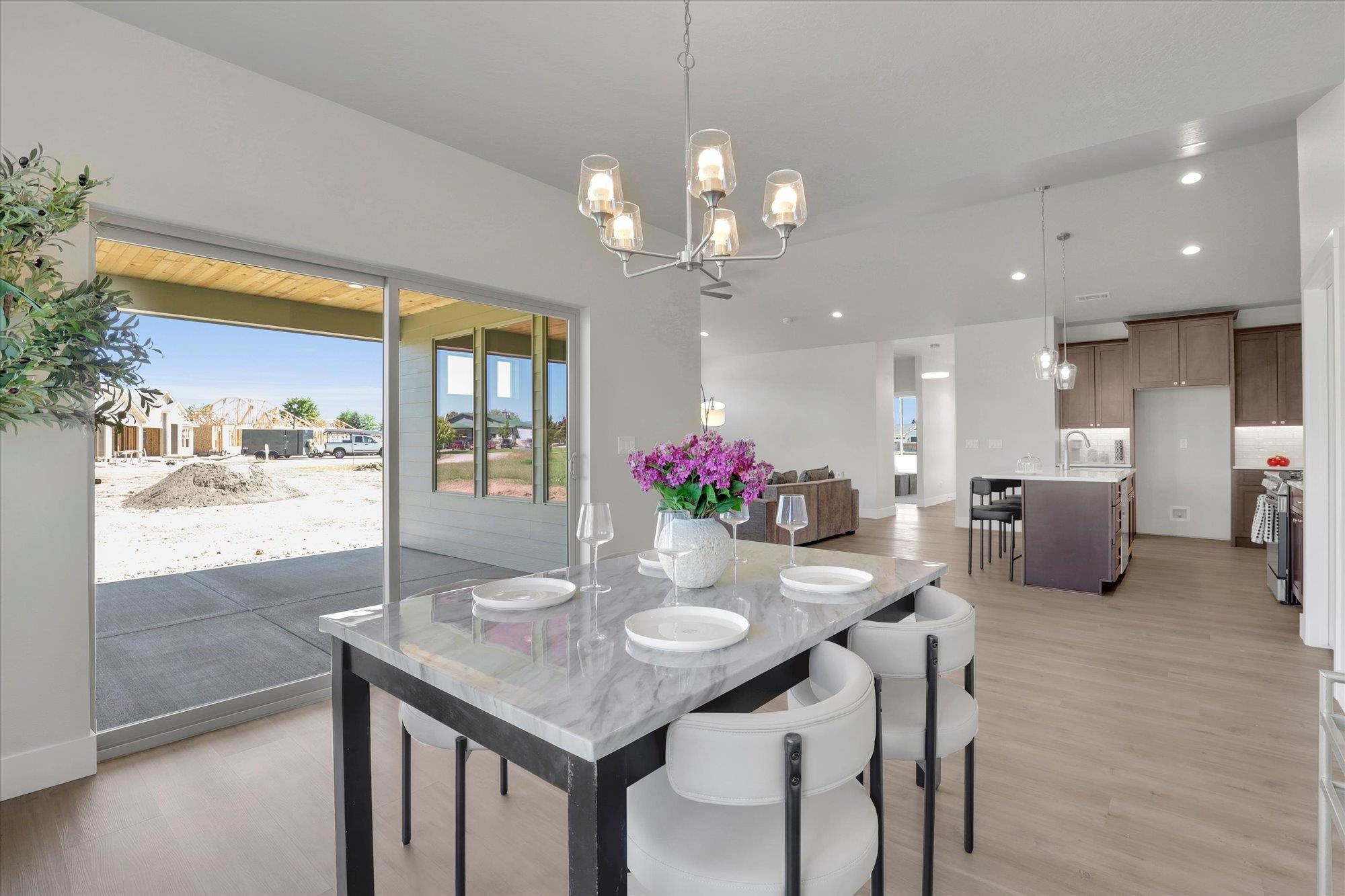 Deer Park, Washington, 99006, United States, 3 Bedrooms Bedrooms, ,2 BathroomsBathrooms,Residential,For Sale,1994533