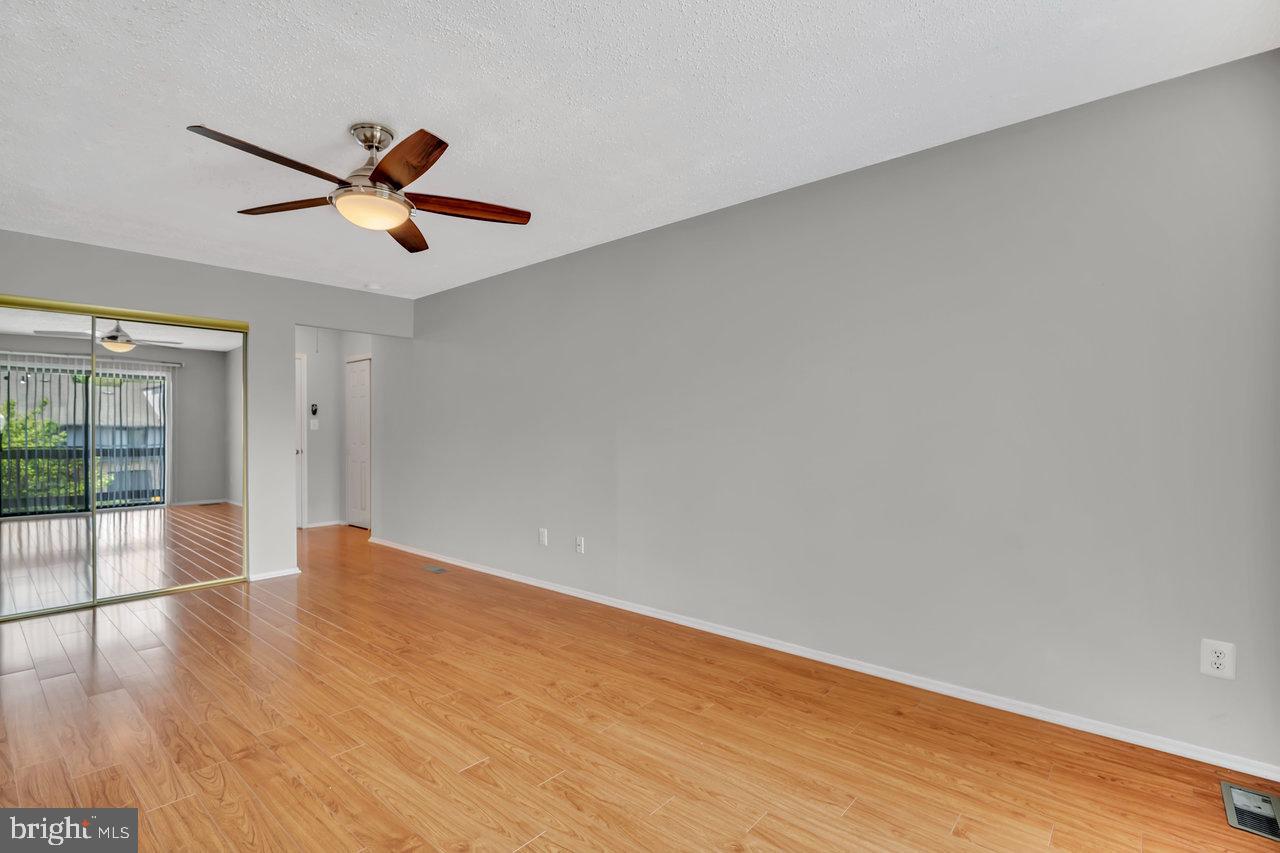 Monmouth Junction, New Jersey, 08852, United States, 2 Bedrooms Bedrooms, ,3 BathroomsBathrooms,Residential,For Sale,1955915