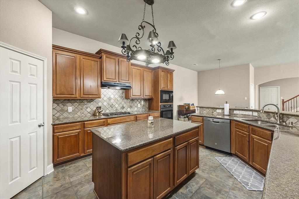 Rockwall, Texas, 75087, United States, 5 Bedrooms Bedrooms, ,5 BathroomsBathrooms,Residential,For Sale,1877304