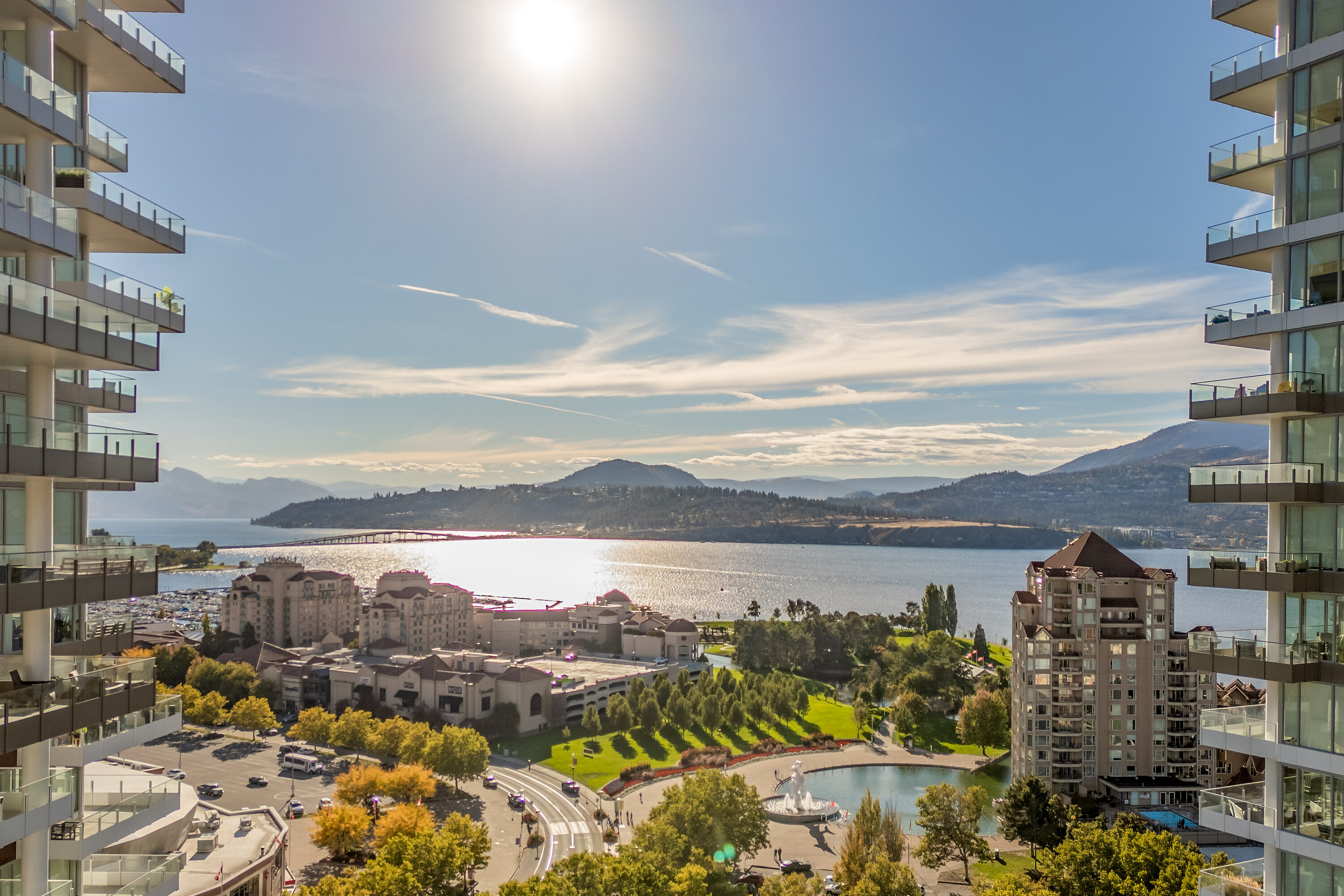  Unobstructed Views of the Lake - 物件實景
