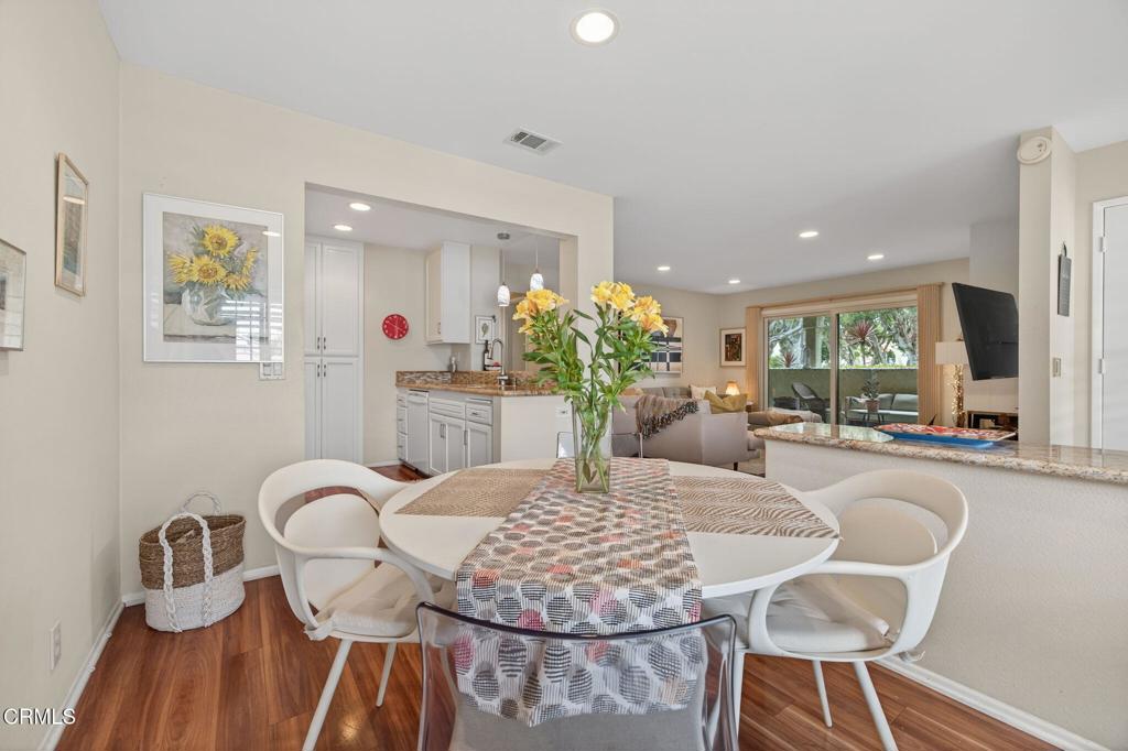 Oxnard, California, 93035, United States, 2 Bedrooms Bedrooms, ,2 BathroomsBathrooms,Residential,For Sale,1926318