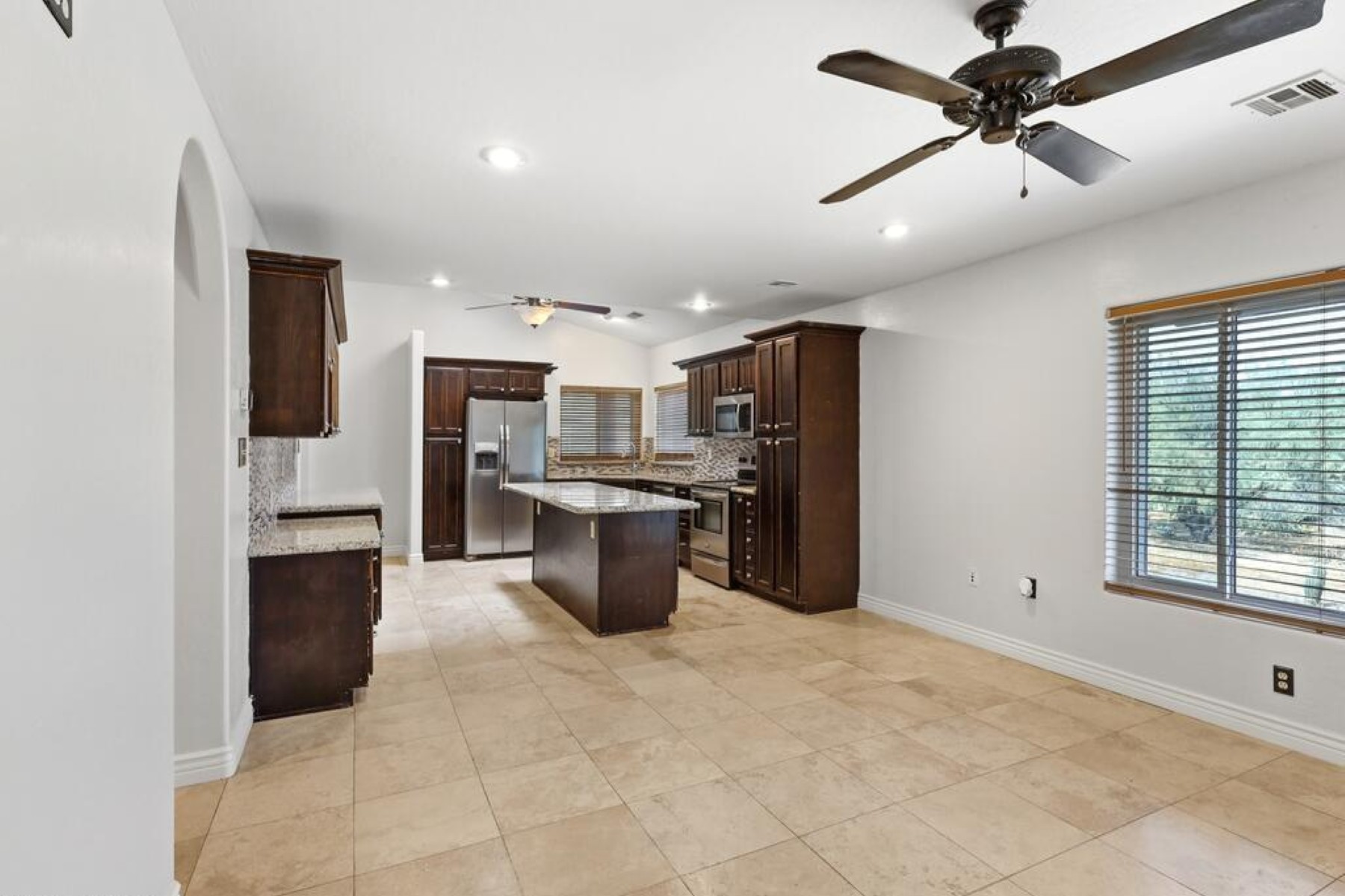  33651 S Topaz Road ¦ Black Canyon City, AZ - 物件實景