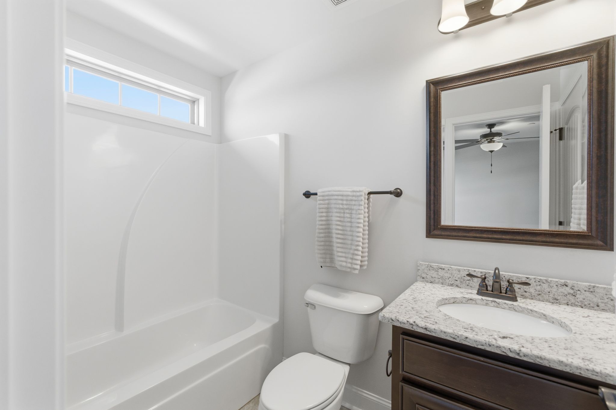  1007 Azalea Ct S, Ashland City, TN, 37015 - 物件實景