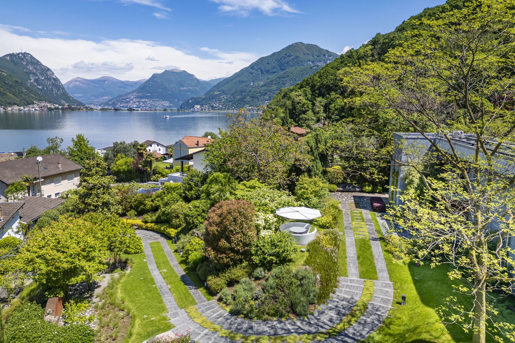  Modern villa with beautiful mill converted into dependance - 物件實景