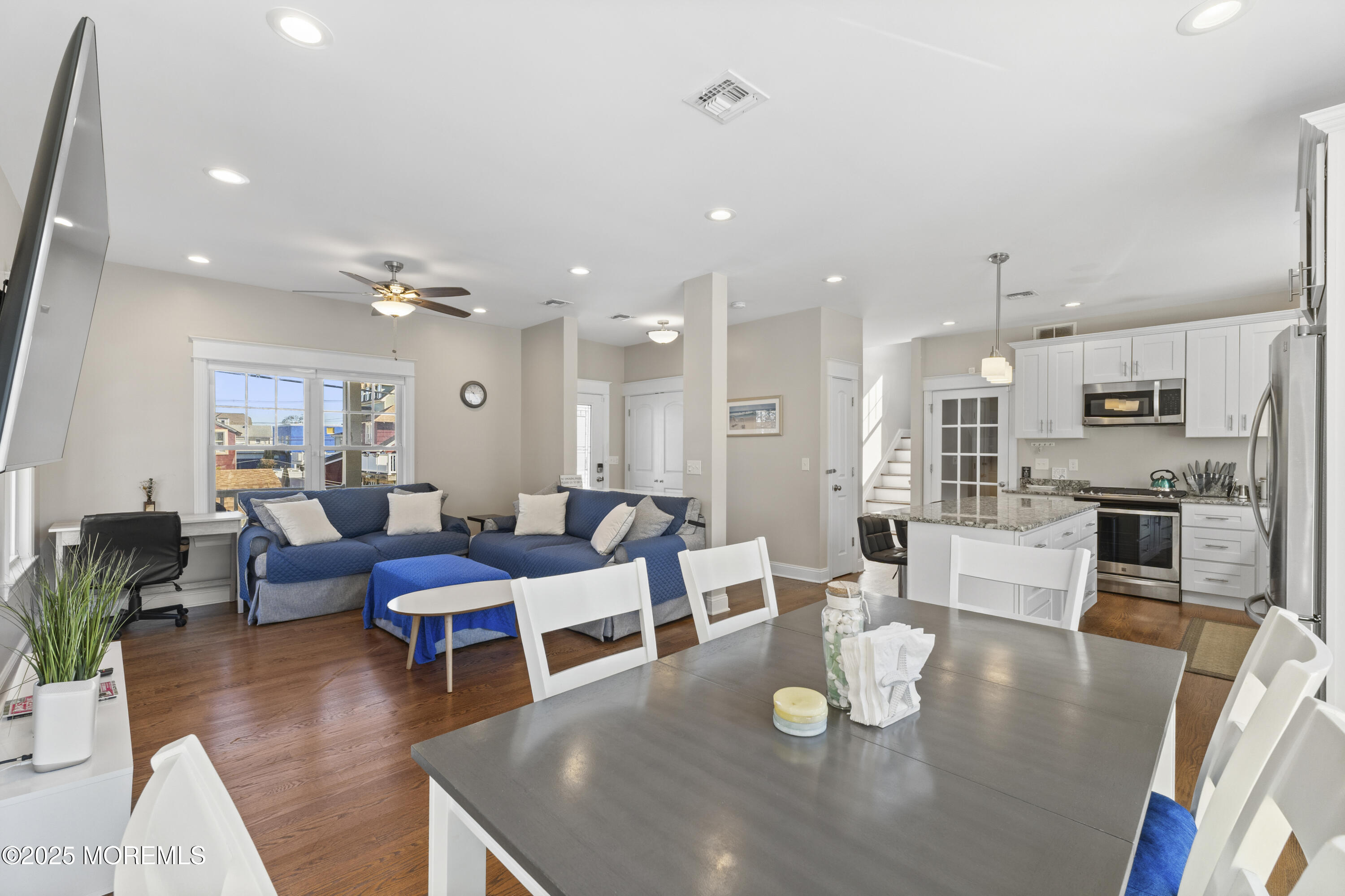 Highlands, New Jersey, 07732, United States, 3 Bedrooms Bedrooms, ,3 BathroomsBathrooms,Residential,For Sale,1977808