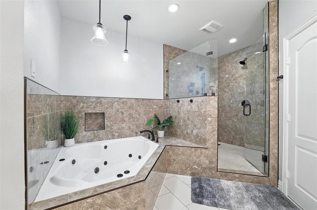Cedar Hill, Texas, 75104, United States, 5 Bedrooms Bedrooms, ,3 BathroomsBathrooms,Residential,For Sale,1860572