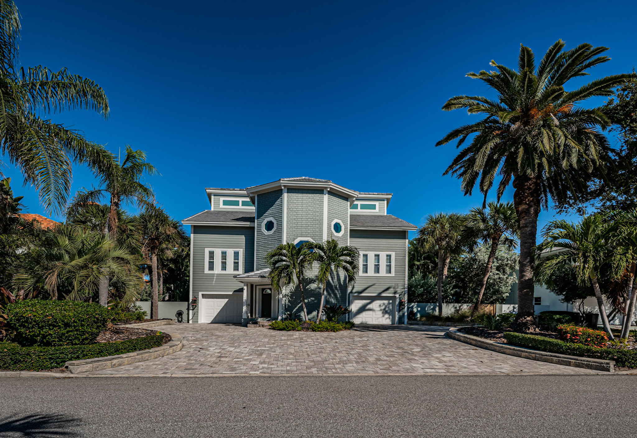St Petersburg, Florida, 33715, United States, 4 Bedrooms Bedrooms, ,2 BathroomsBathrooms,Residential,For Sale,1994280