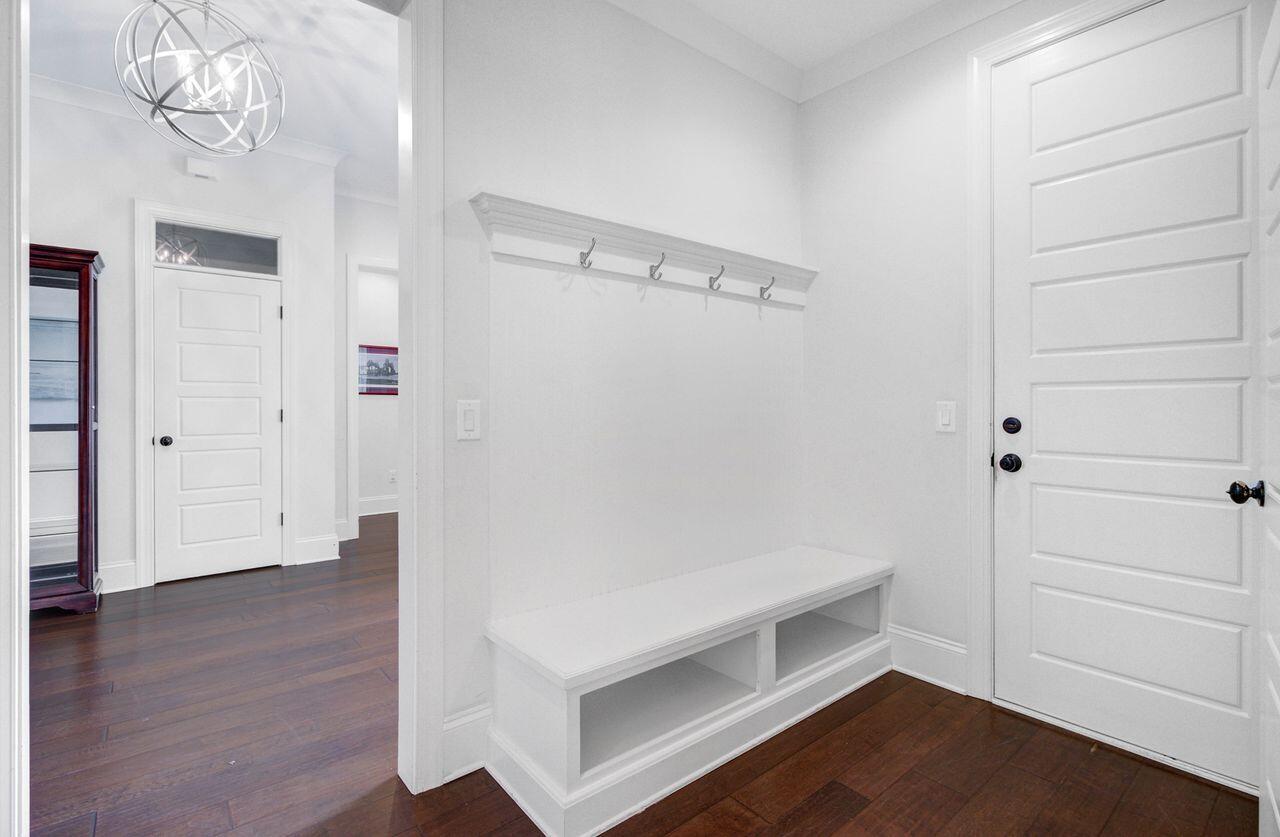 Summerville, South Carolina, 29483, United States, 4 Bedrooms Bedrooms, ,3 BathroomsBathrooms,Residential,For Sale,1910899