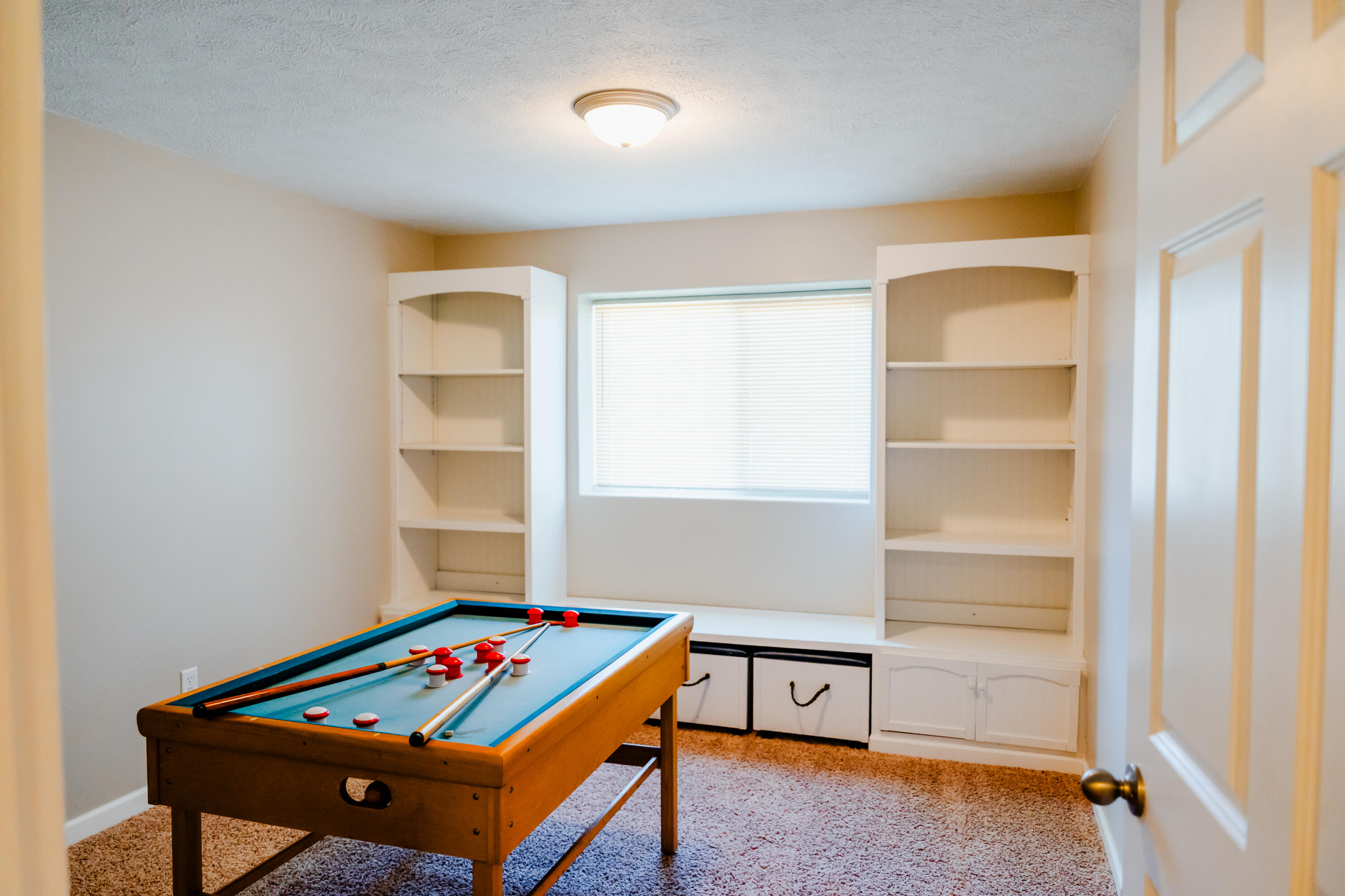 Sparta, Michigan, 49345, United States, 4 Bedrooms Bedrooms, ,3 BathroomsBathrooms,Residential,For Sale,1895548