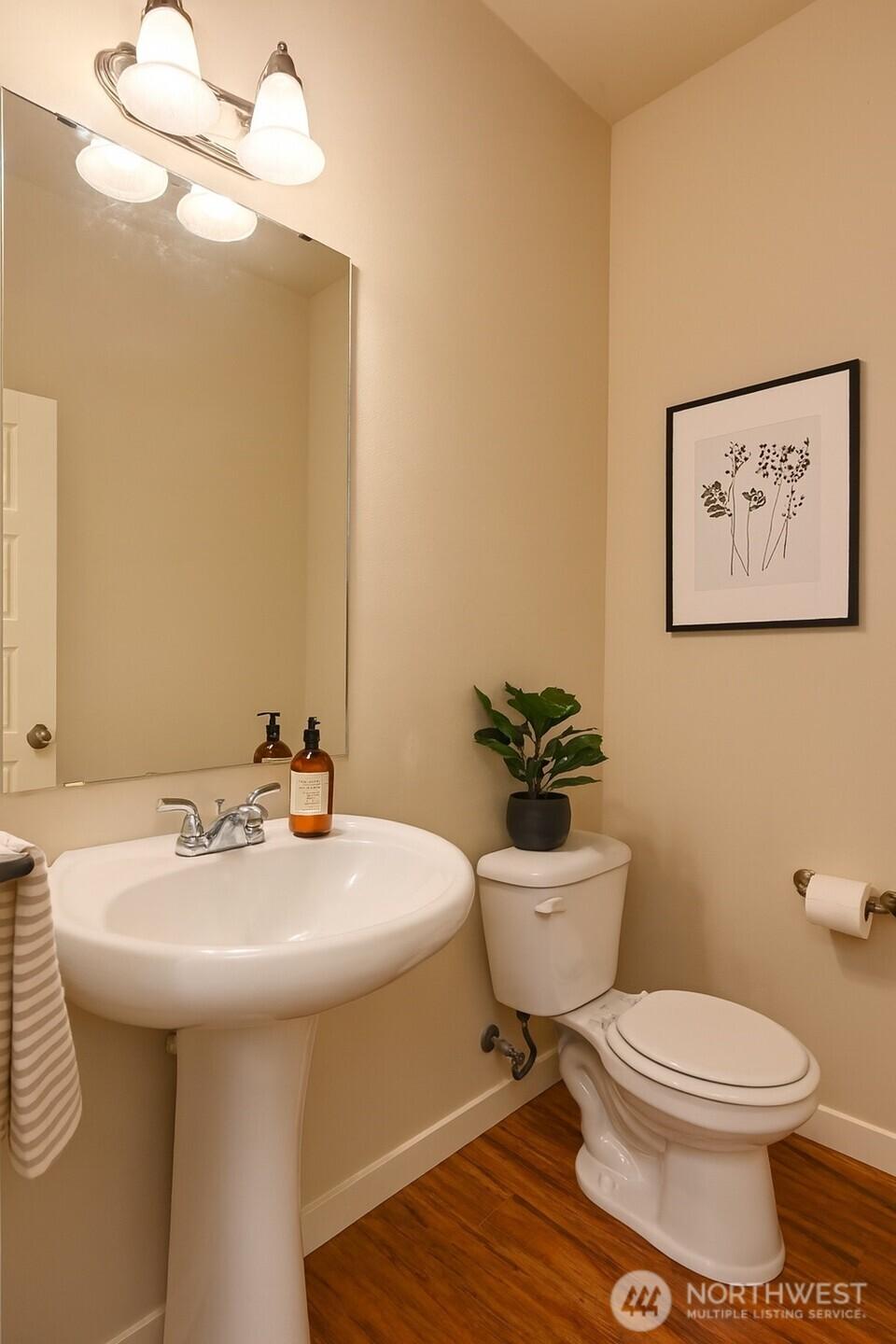 AUBURN, Washington, 98092, United States, 4 Bedrooms Bedrooms, ,3 BathroomsBathrooms,Residential,For Sale,1956520