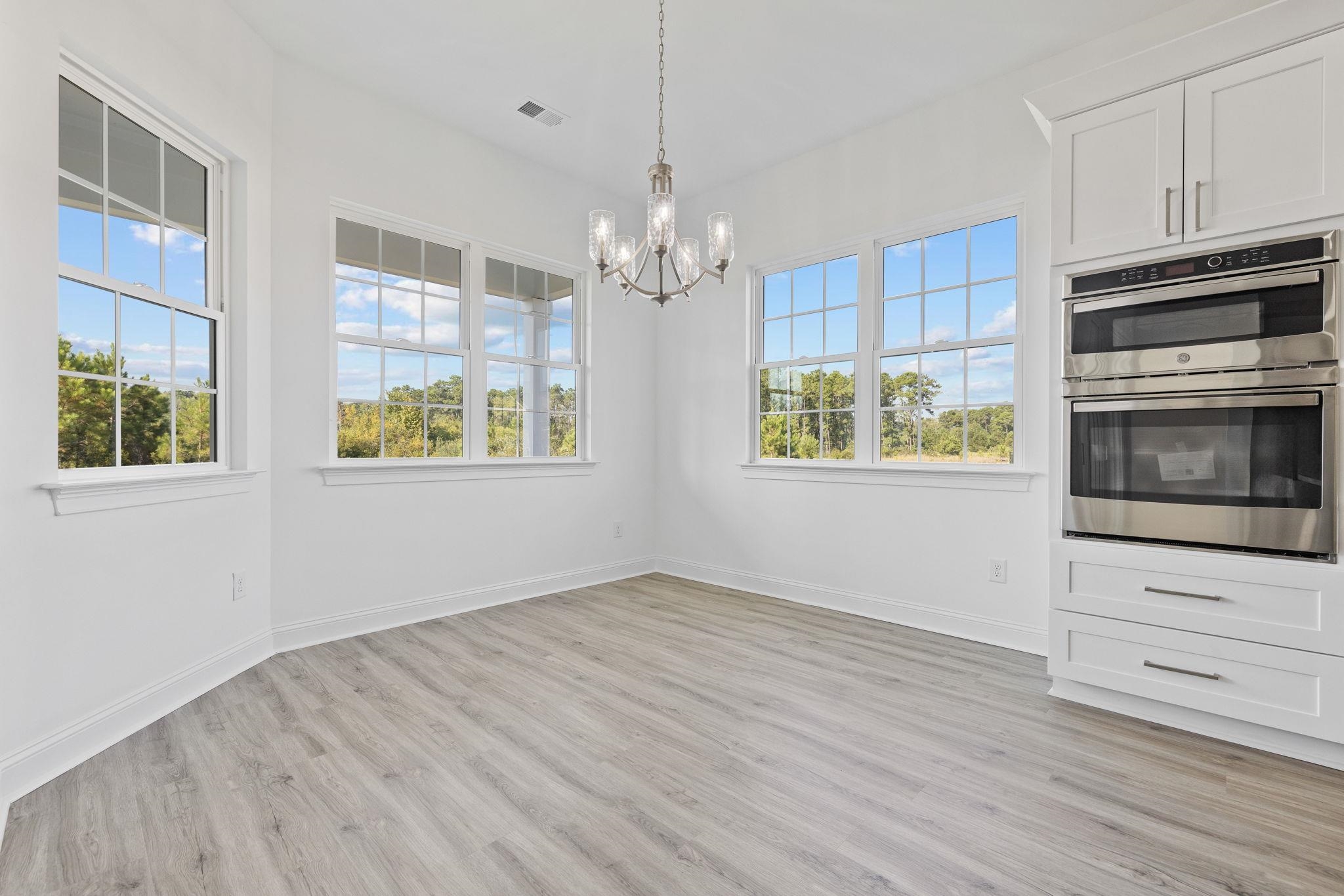 Myrtle Beach, South Carolina, 29579, United States, 4 Bedrooms Bedrooms, ,3 BathroomsBathrooms,Residential,For Sale,2030826