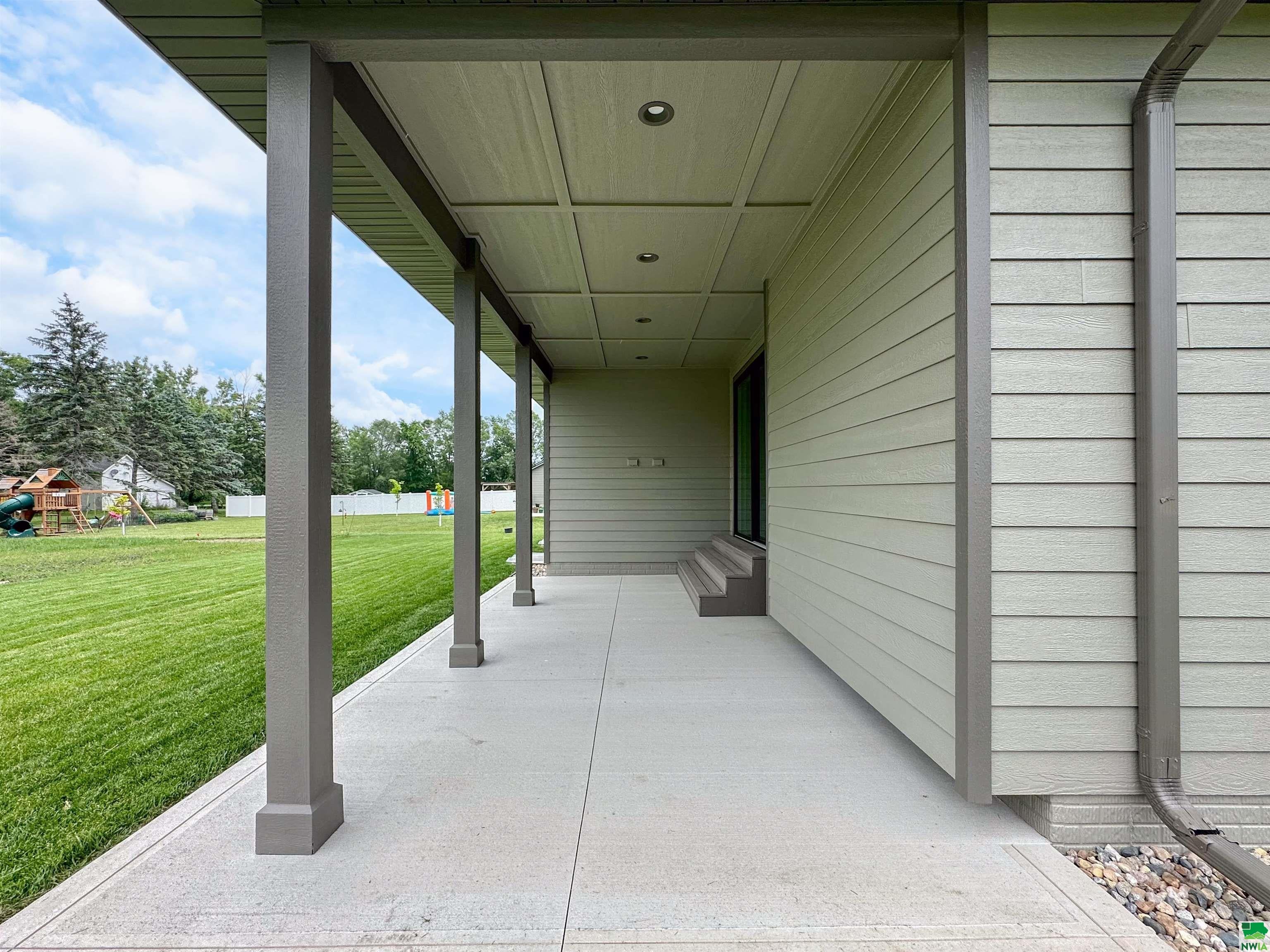 Sergeant Bluff, Iowa, 51054, United States, 3 Bedrooms Bedrooms, ,2 BathroomsBathrooms,Residential,For Sale,1921249