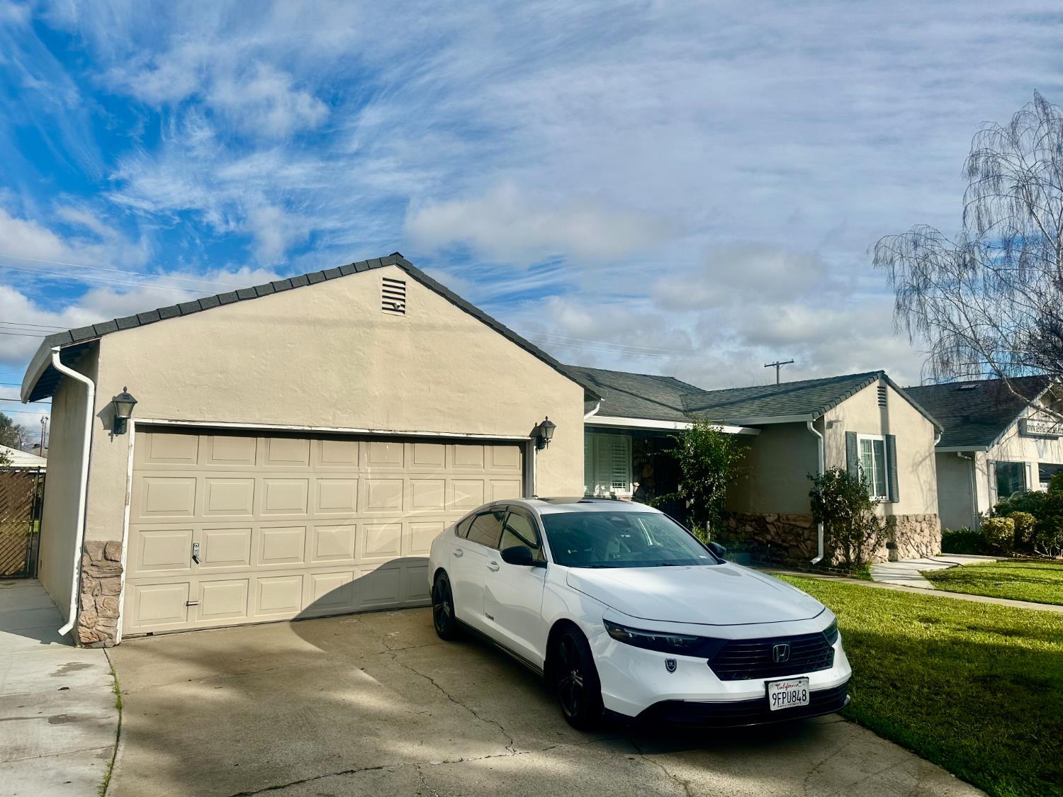 Lodi, California, 95240, United States, 3 Bedrooms Bedrooms, ,2 BathroomsBathrooms,Residential,For Sale,2009722