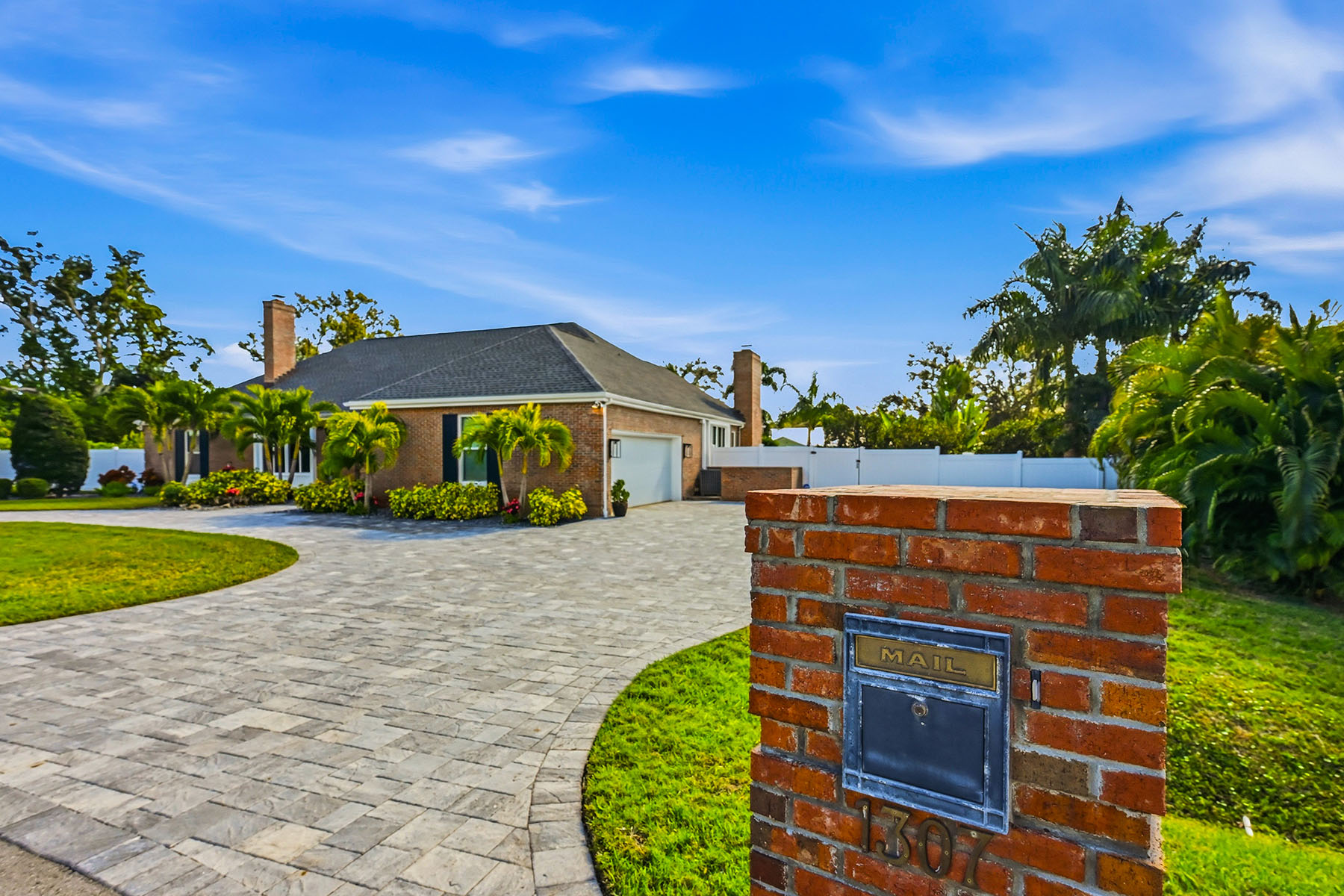  RIVERVIEW PINES - 物件實景