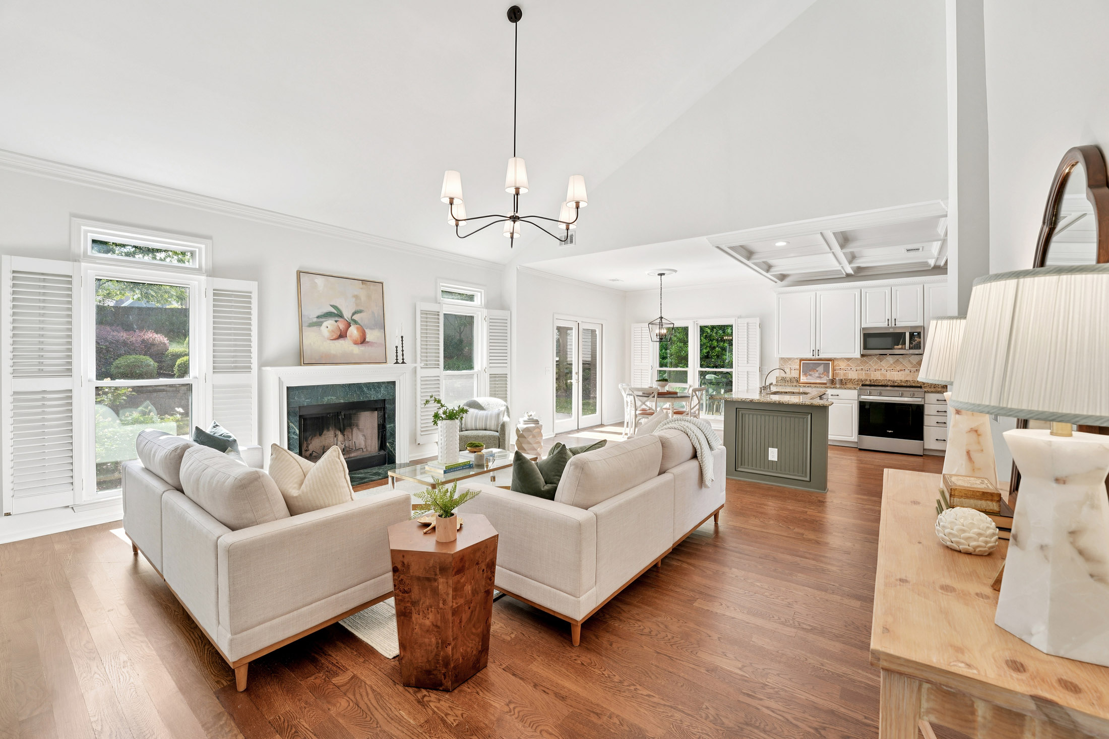  Beautifully Renovated Home in Olde Vinings Mill Neighborhood - 物件實景
