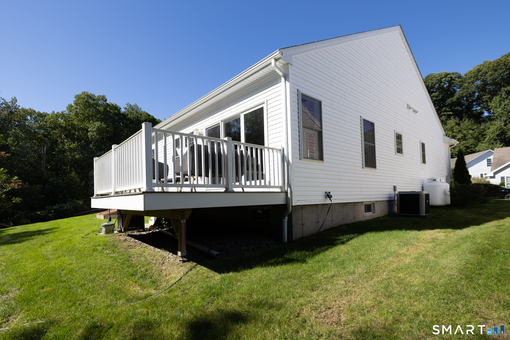Beth Ln, Waterbury, CT 06705 #1