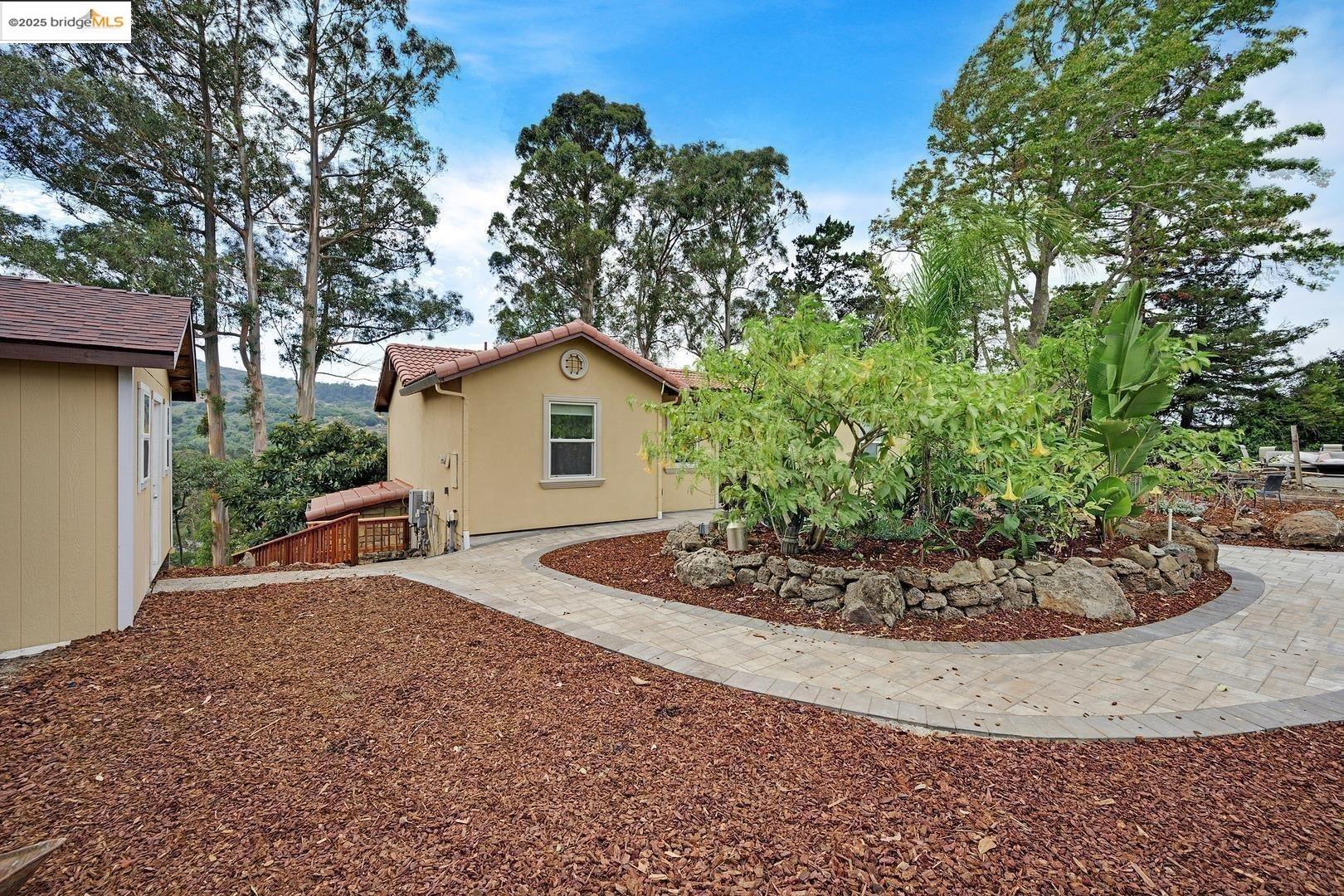 El Sobrante, California, 94803, United States, 4 Bedrooms Bedrooms, ,3 BathroomsBathrooms,Residential,For Sale,1986532