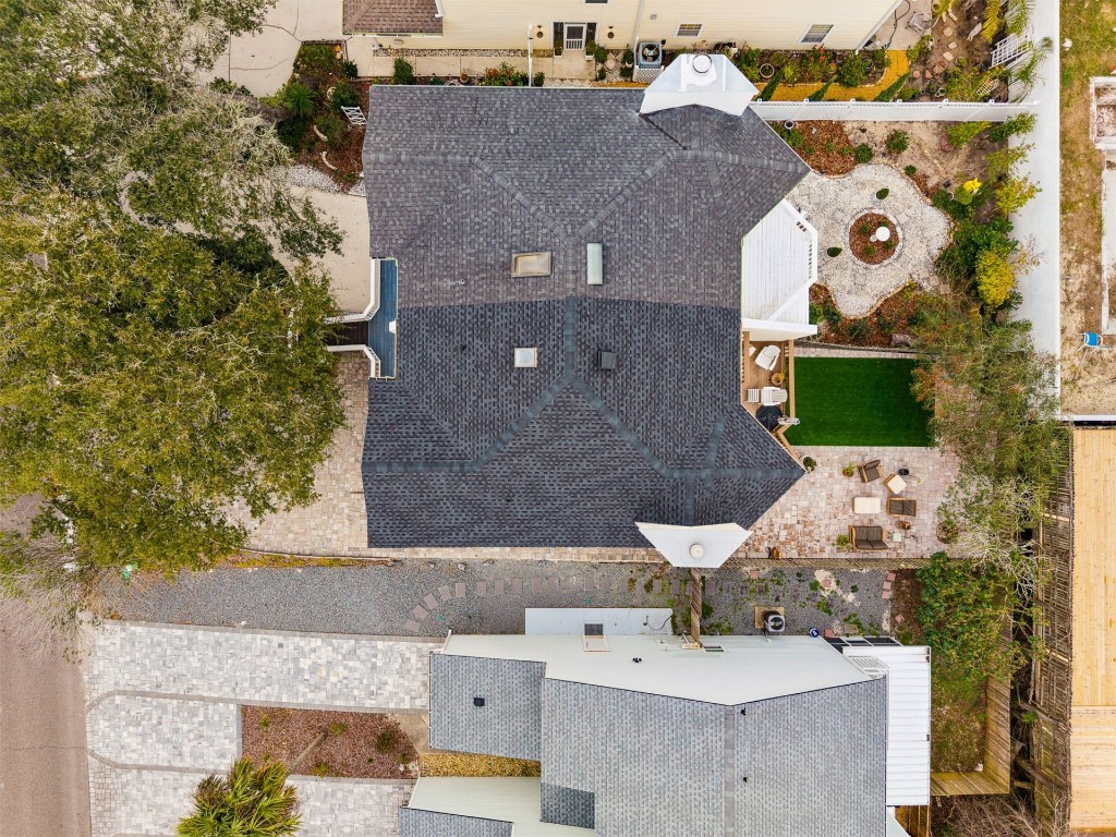 Fernandina Beach, Florida, 32034, United States, 2 Bedrooms Bedrooms, ,2 BathroomsBathrooms,Residential,For Sale,2011702