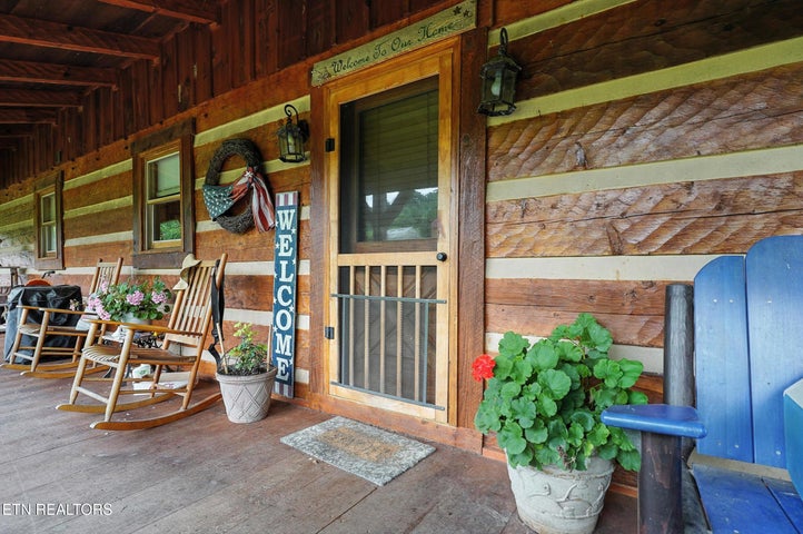 Jonesville, Virginia, 24263, United States, 6 Bedrooms Bedrooms, ,2 BathroomsBathrooms,Residential,For Sale,1979126