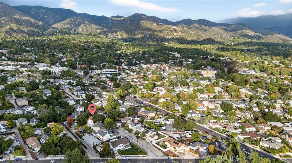 La Crescenta, California, 91214, United States, 4 Bedrooms Bedrooms, ,3 BathroomsBathrooms,Residential,For Sale,1997166