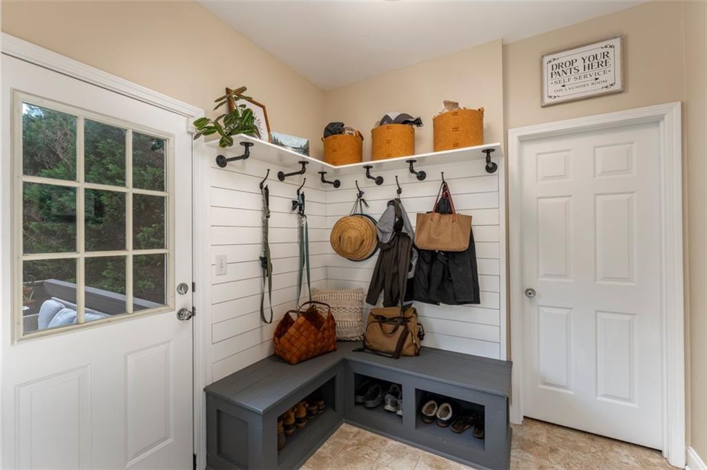 Marietta, Georgia, 30064, United States, 5 Bedrooms Bedrooms, ,5 BathroomsBathrooms,Residential,For Sale,2003371