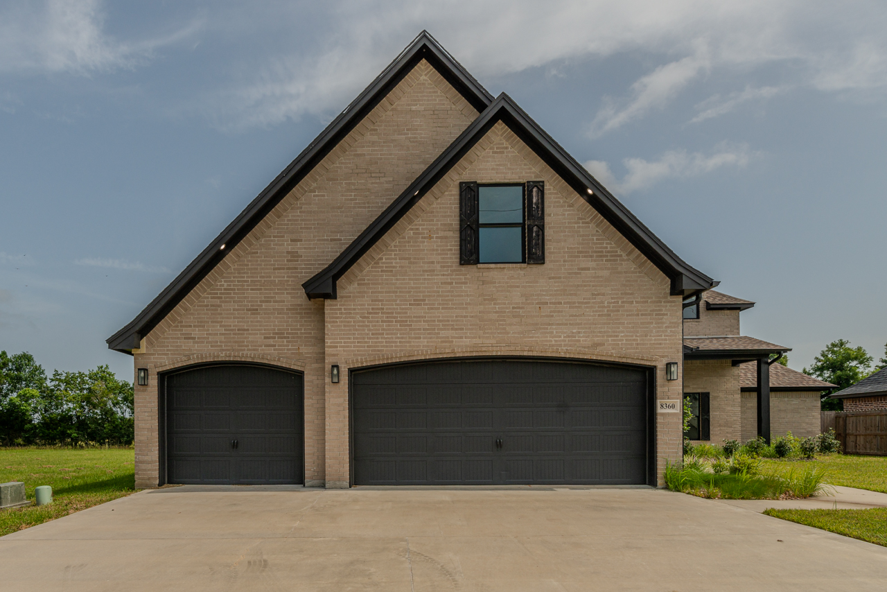 Beaumont, Texas, 77713, United States, 4 Bedrooms Bedrooms, ,Residential,For Sale,1885612