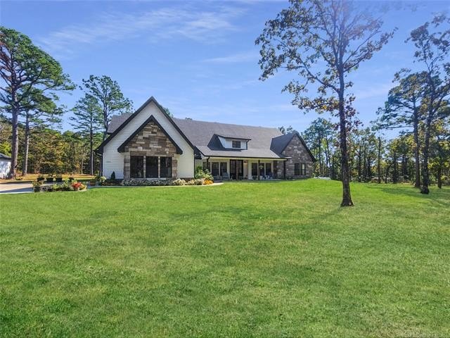 Tahlequah, Oklahoma, 74464, United States, 4 Bedrooms Bedrooms, ,4 BathroomsBathrooms,Residential,For Sale,1984008
