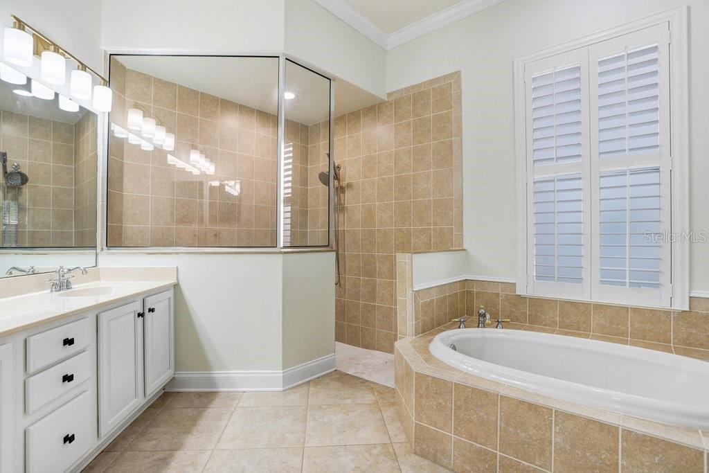 Tampa, Florida, 33626, United States, 4 Bedrooms Bedrooms, ,3 BathroomsBathrooms,Residential,For Sale,1794203