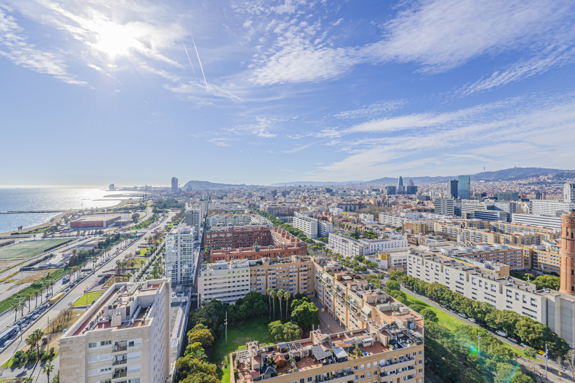  Family apartment with splendid sea and Barcelona views - 物件實景