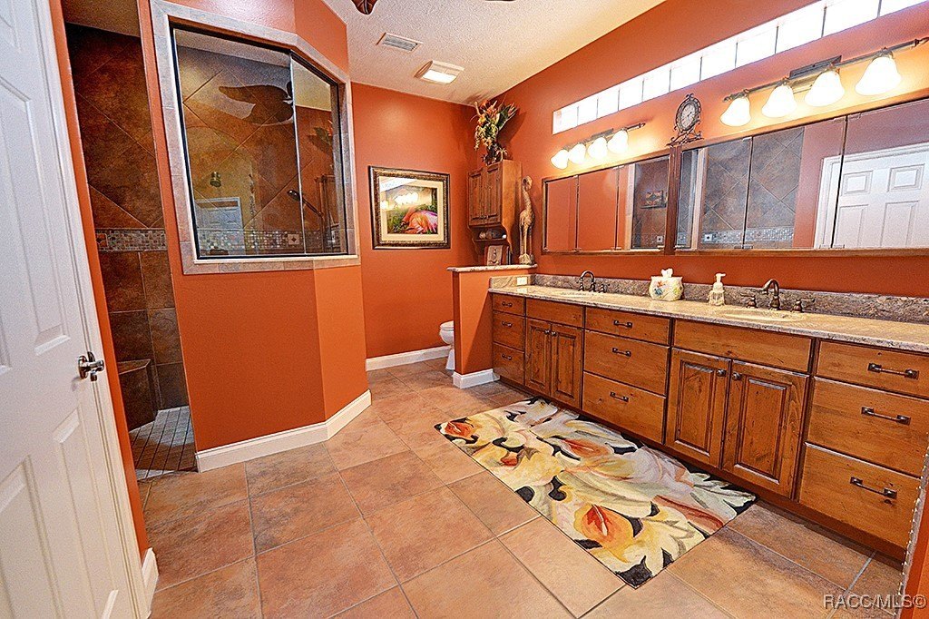 Crystal River, Florida, 34428, United States, 3 Bedrooms Bedrooms, ,3 BathroomsBathrooms,Residential,For Sale,1981624