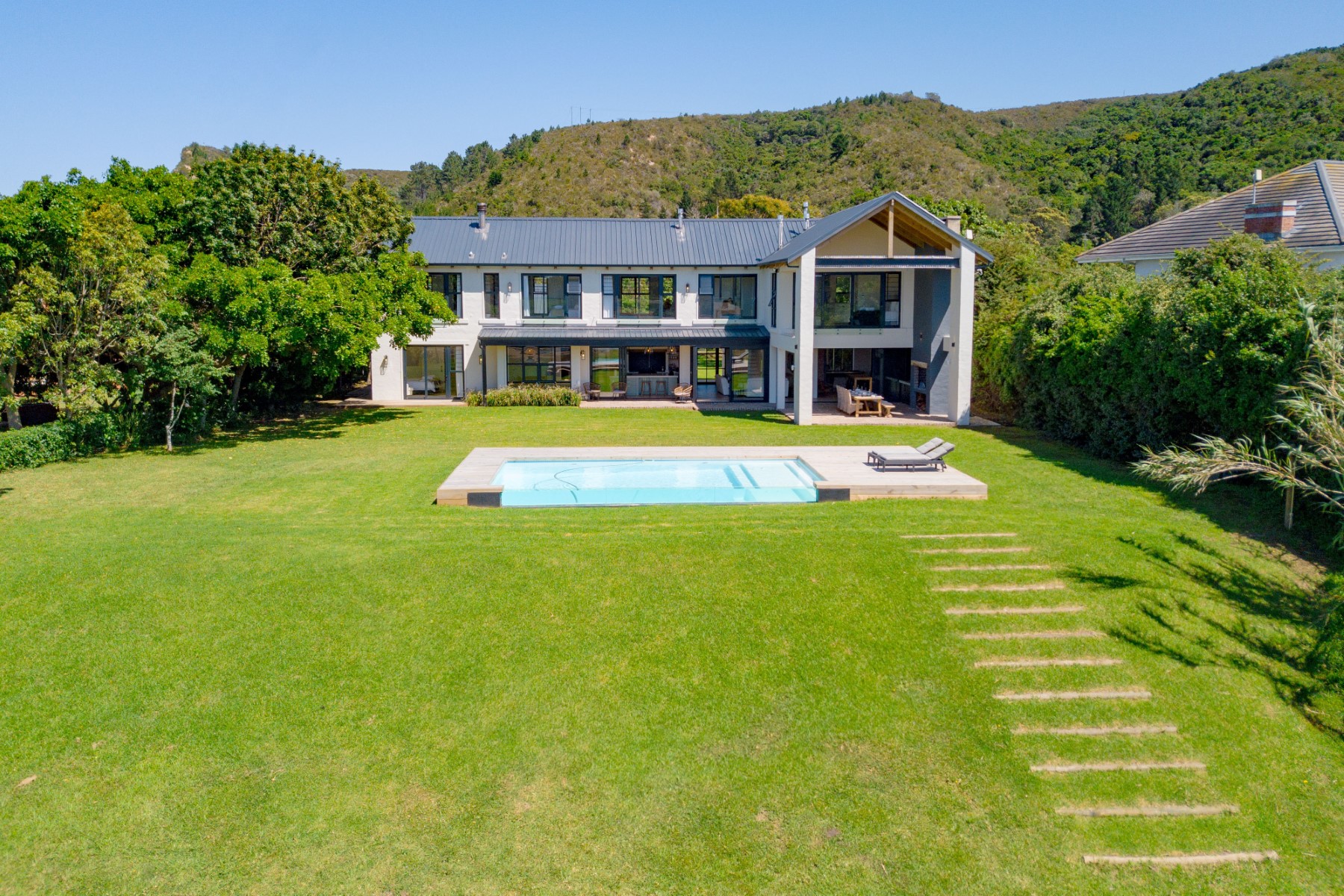  Modern home - Twin Rivers Estate - 物件實景
