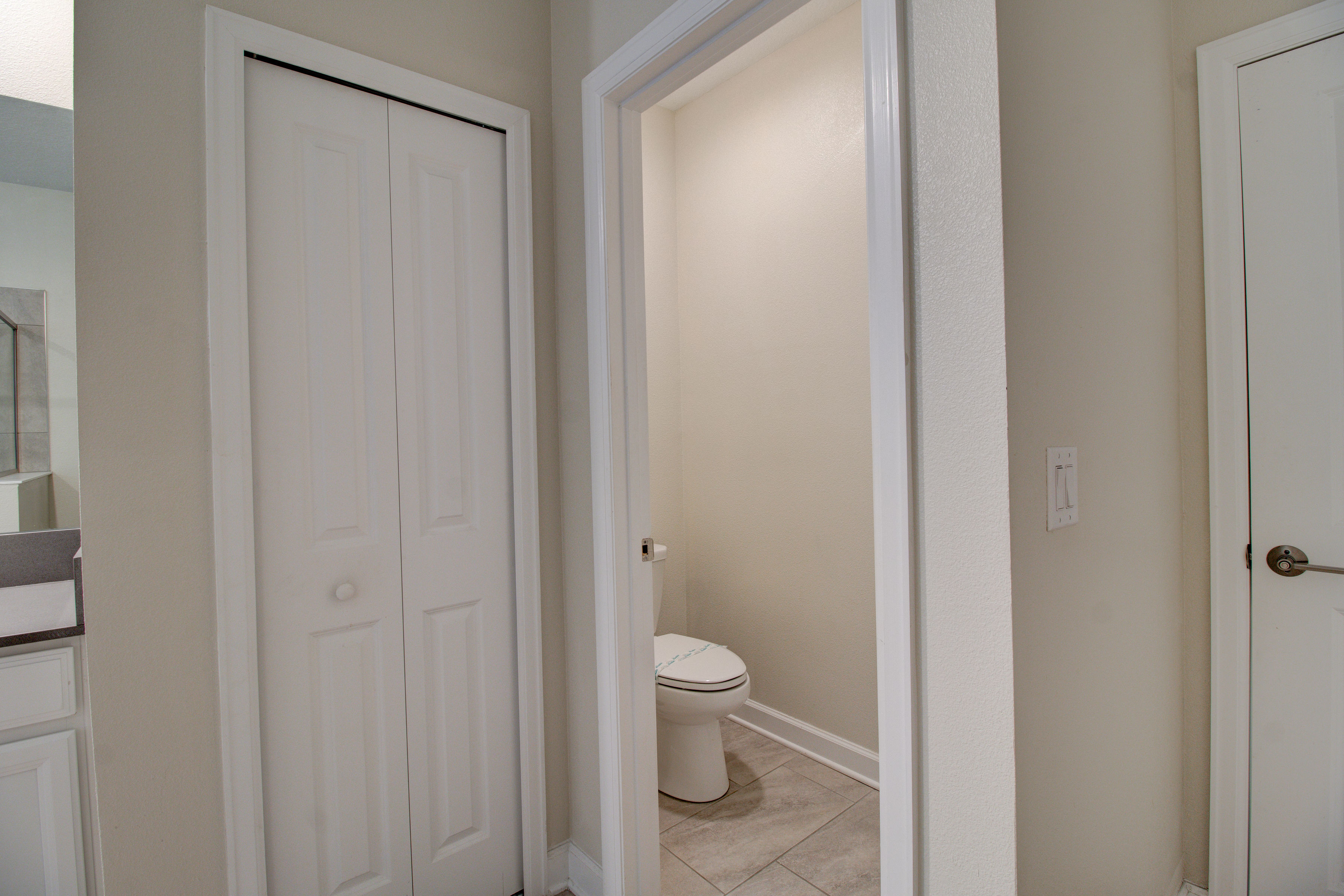 Davenport, Florida, 33896, United States, 6 Bedrooms Bedrooms, ,5 BathroomsBathrooms,Residential,For Sale,1805891