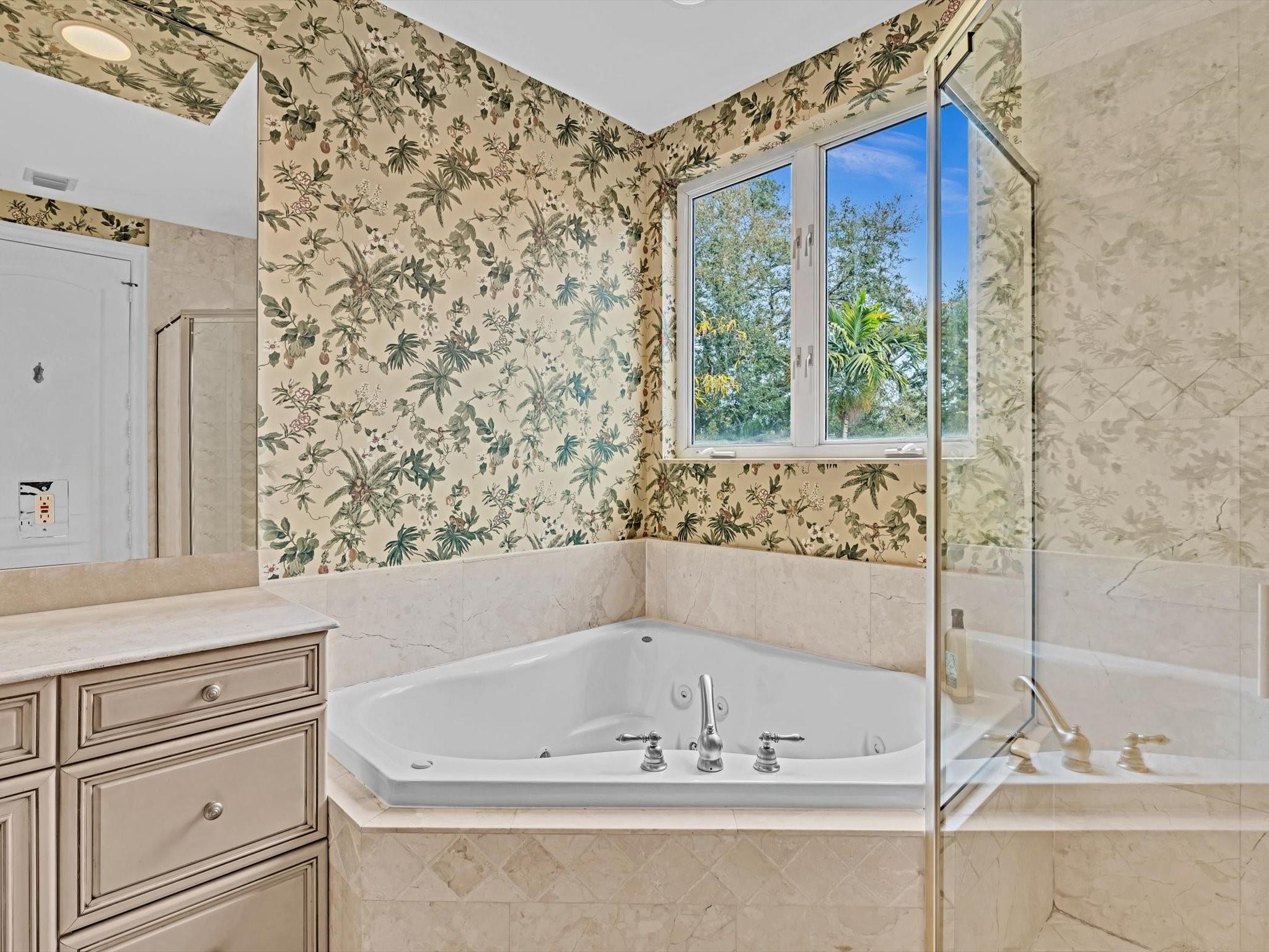 Fort Lauderdale, Florida, 33301, United States, 3 Bedrooms Bedrooms, ,5 BathroomsBathrooms,Residential,For Sale,1979910