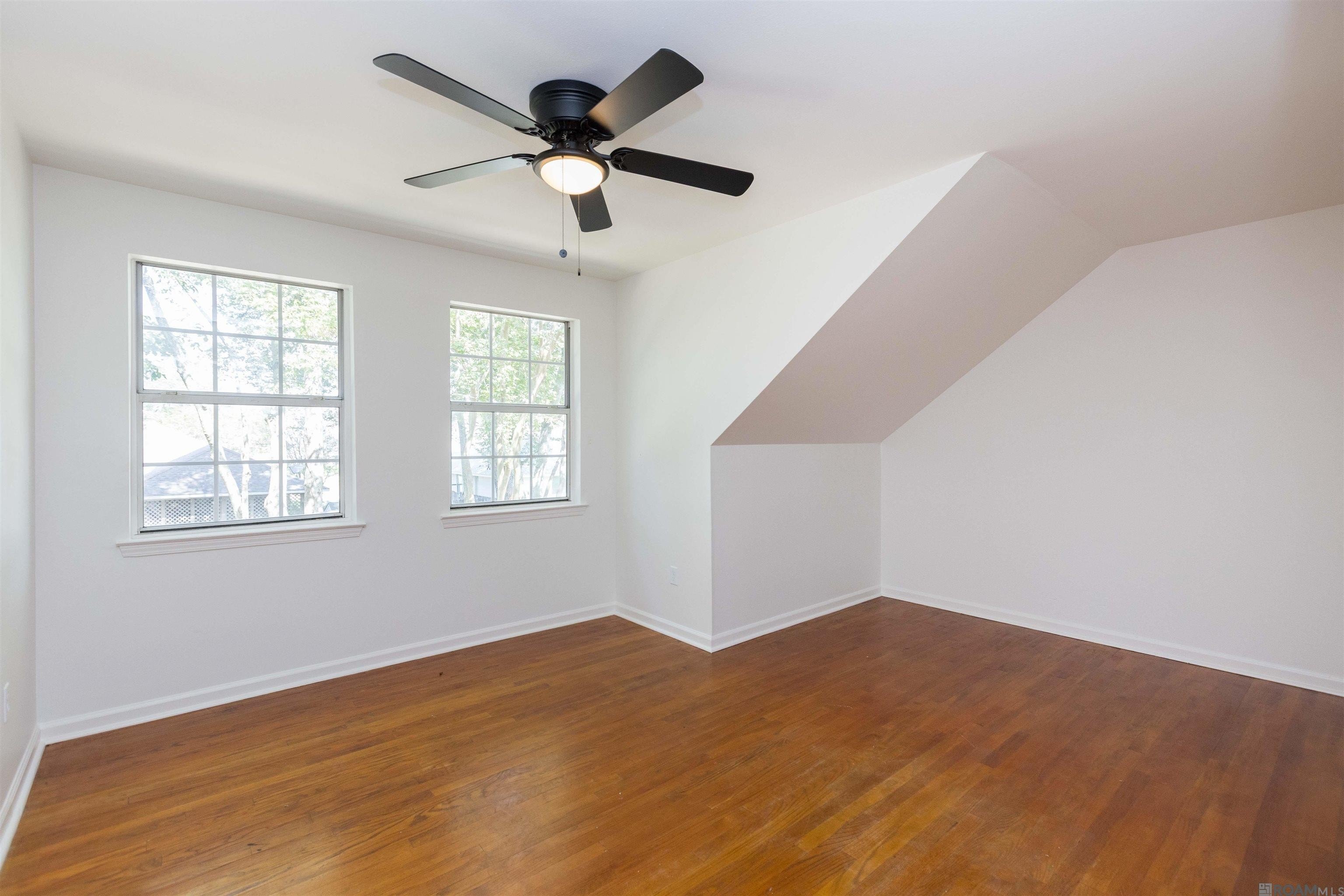 Baton Rouge, Louisiana, 70817, United States, 5 Bedrooms Bedrooms, ,4 BathroomsBathrooms,Residential,For Sale,1984389