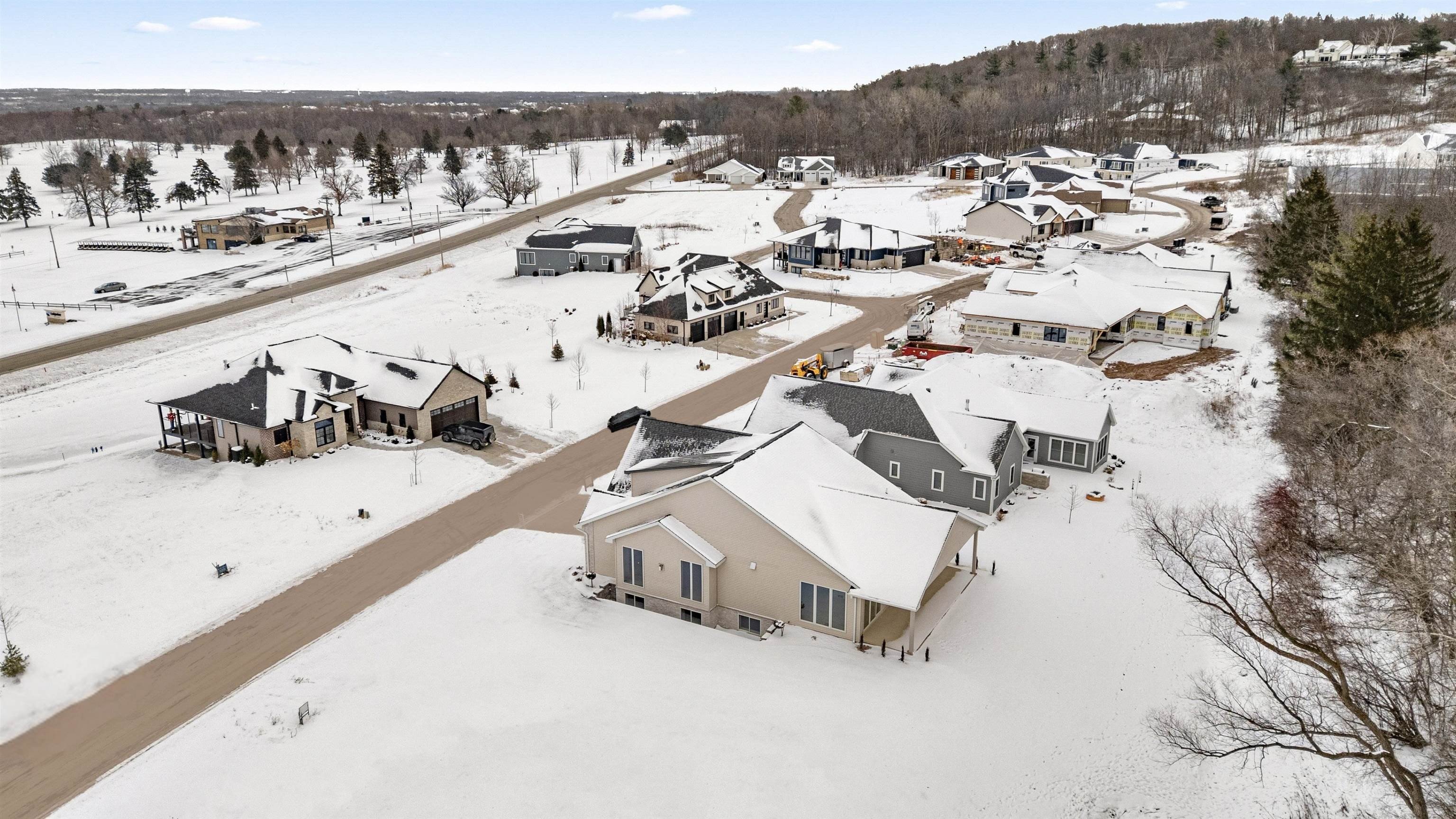 DE PERE, Wisconsin, 54115, United States, 2 Bedrooms Bedrooms, ,3 BathroomsBathrooms,Residential,For Sale,2005271