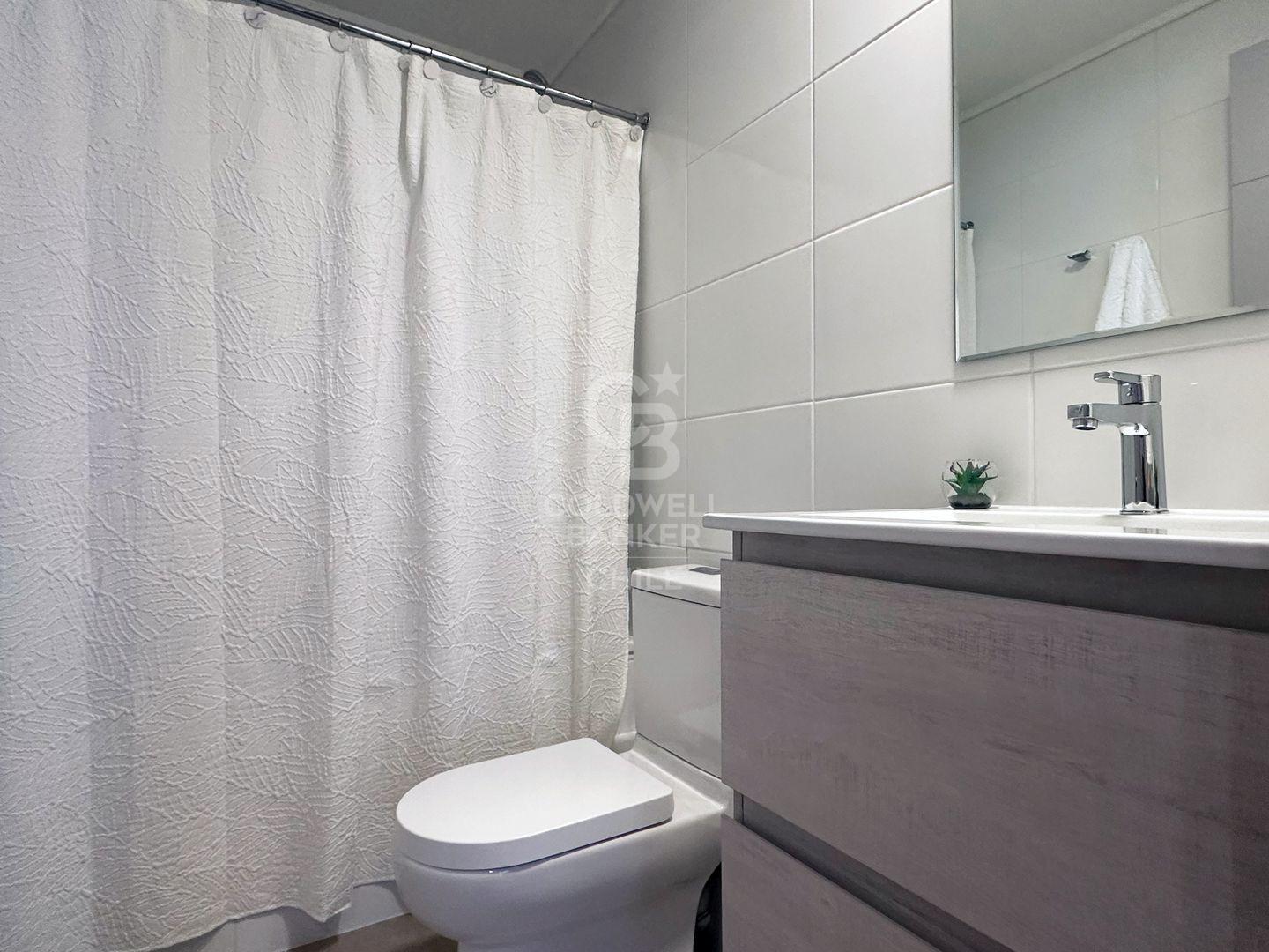 Vitacura, Chile, 4 Bedrooms Bedrooms, ,4 BathroomsBathrooms,Residential,For Sale,1927454