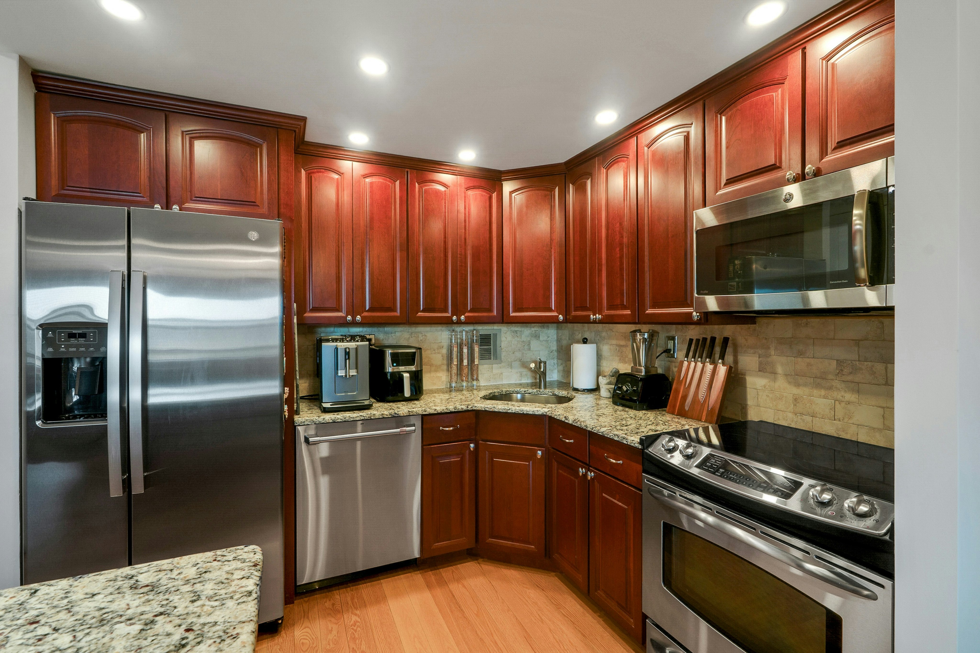  7855 JFK Boulevard East #5K, North Bergen, NJ 07047 - 物件實景